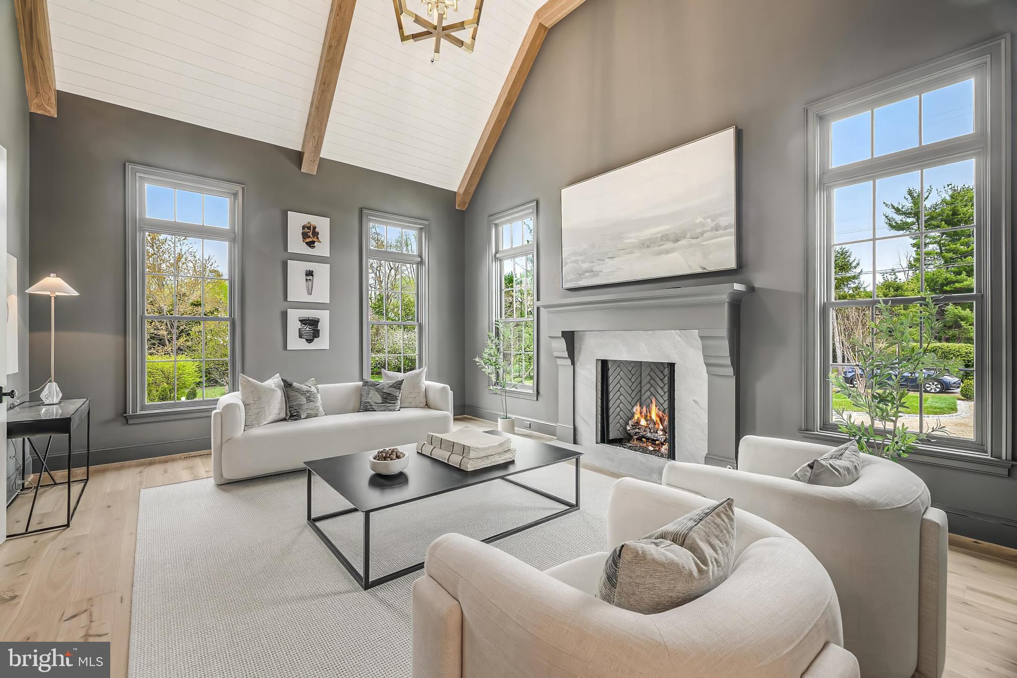 LANGLEY FOREST - Residential