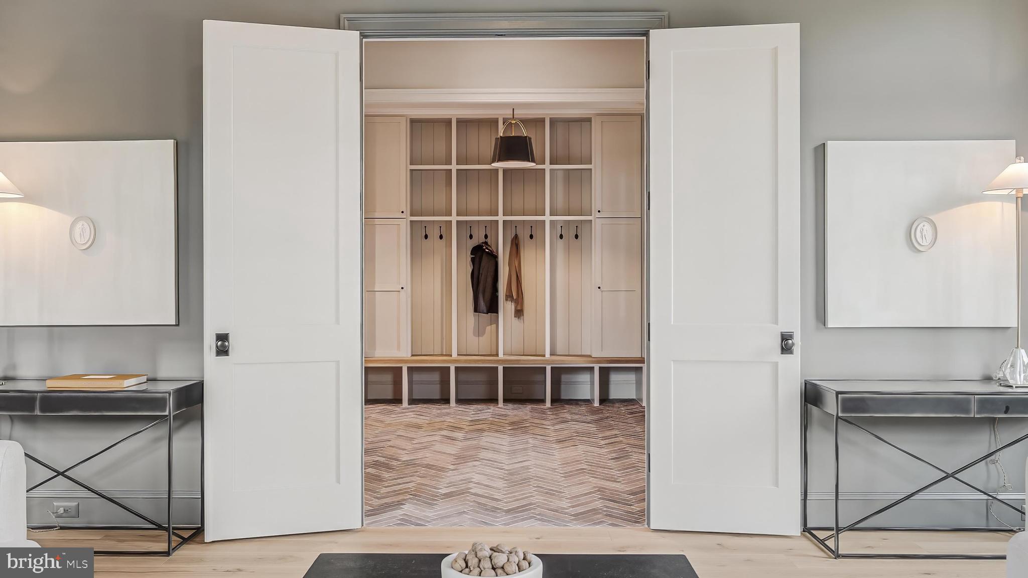 LANGLEY FOREST - Residential