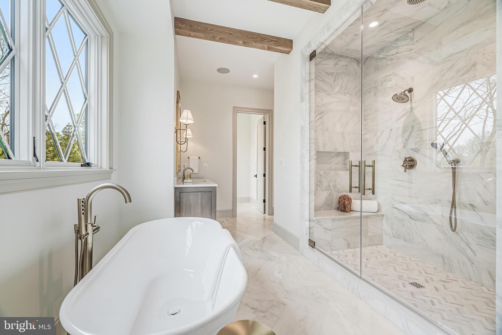 LANGLEY FOREST - Residential