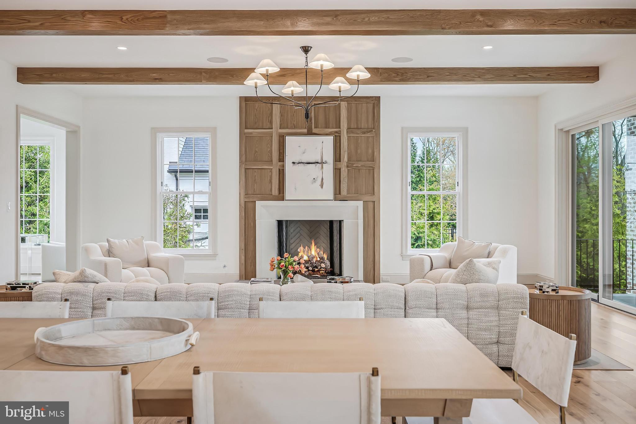 LANGLEY FOREST - Residential