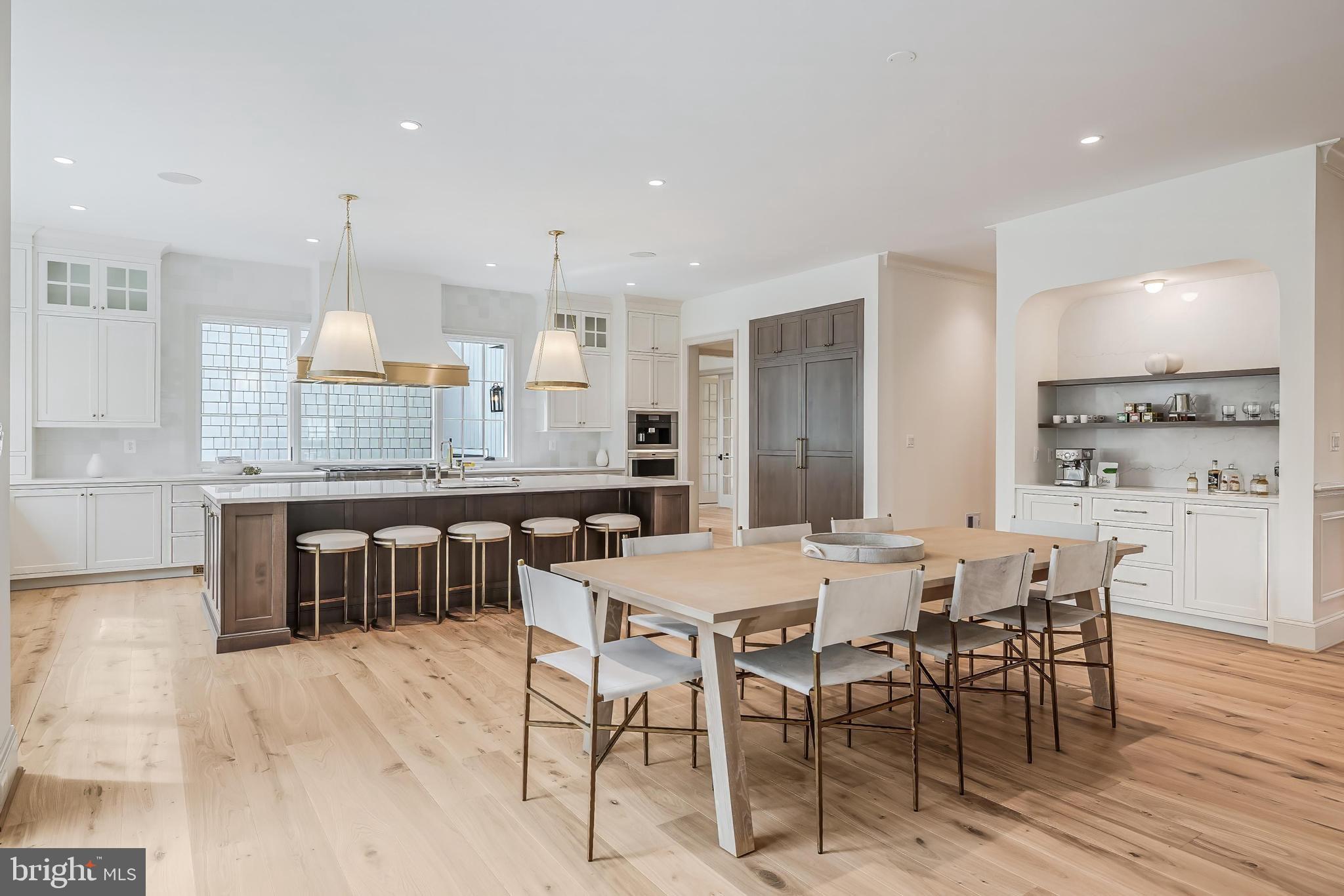 LANGLEY FOREST - Residential