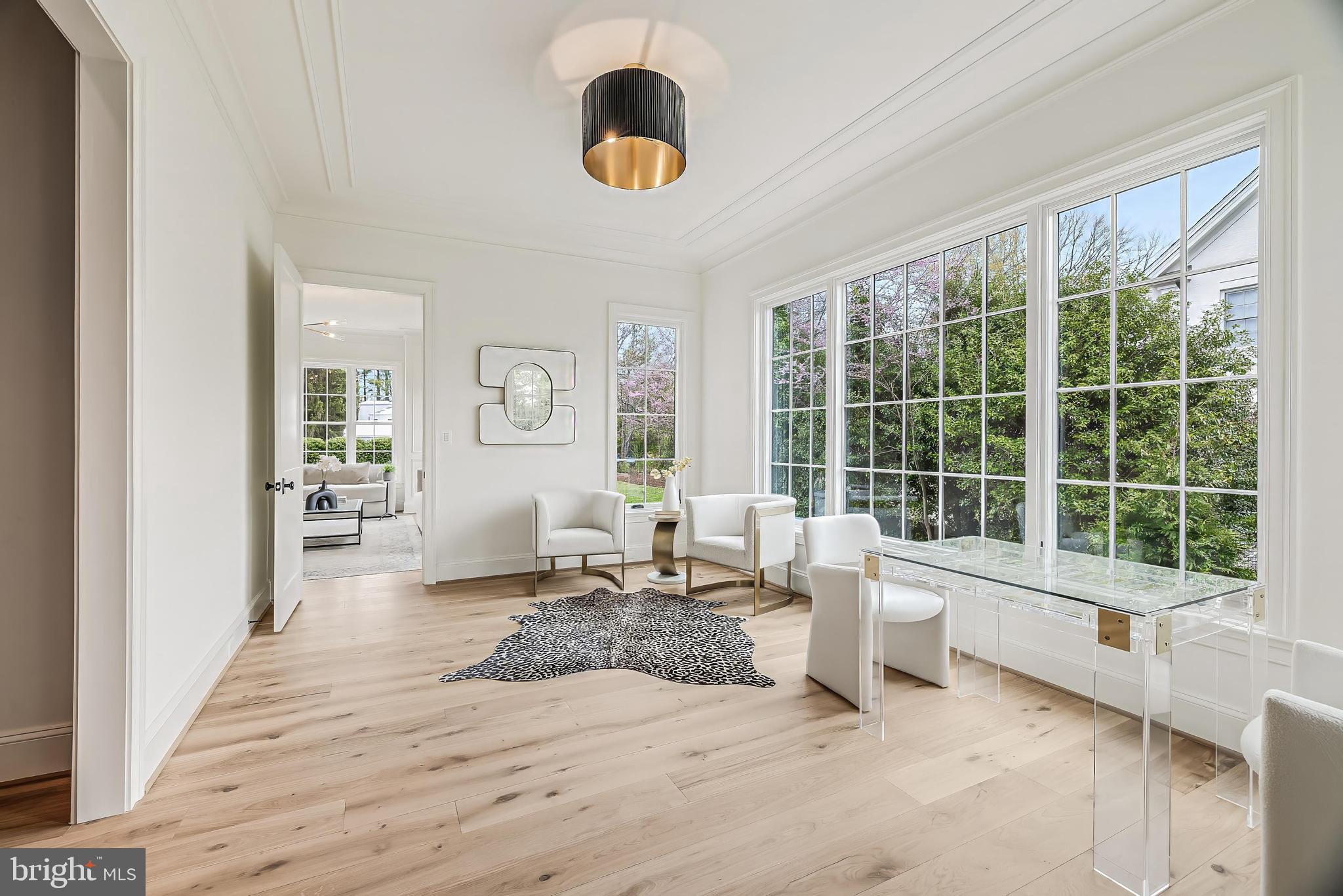 LANGLEY FOREST - Residential