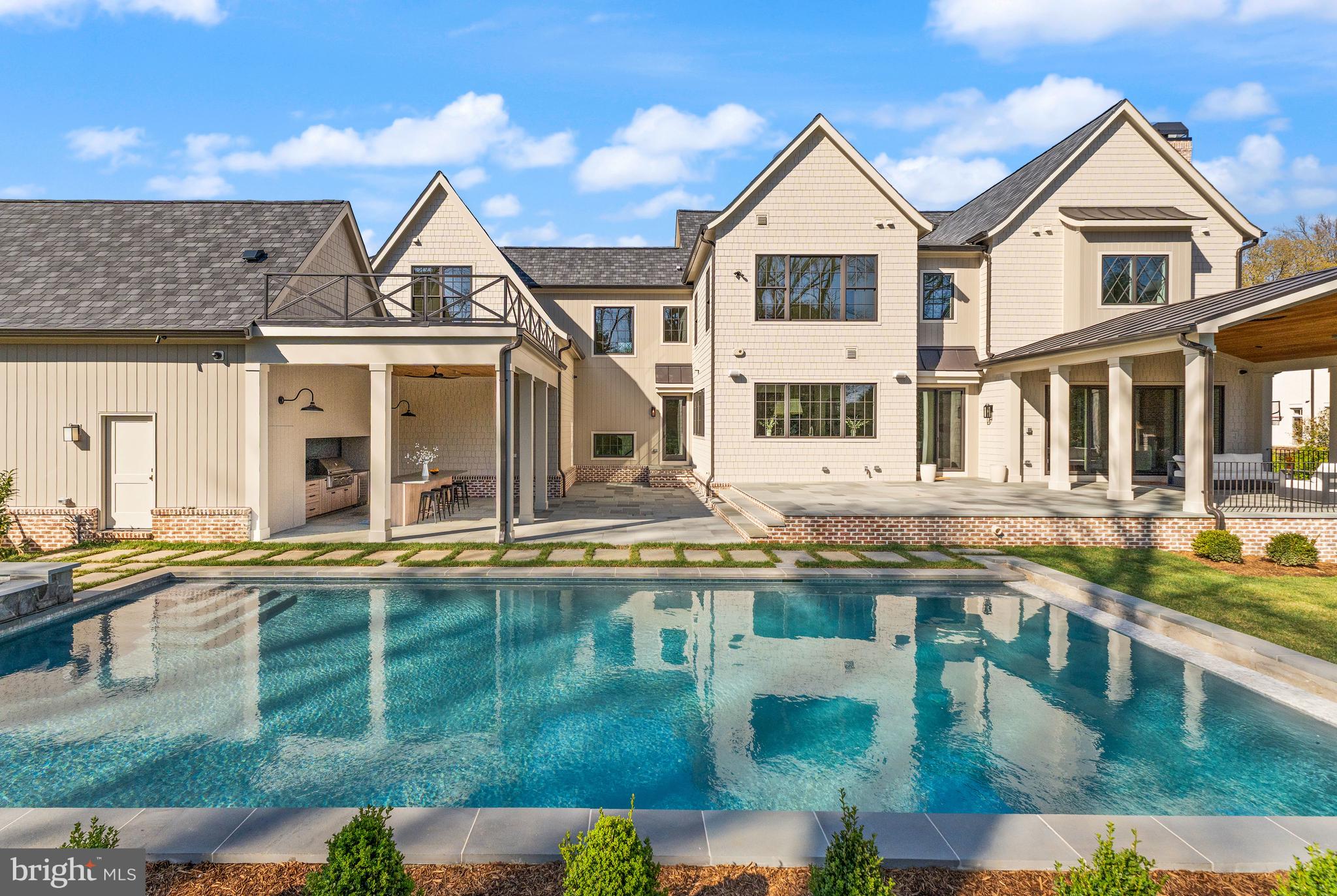 LANGLEY FOREST - Residential