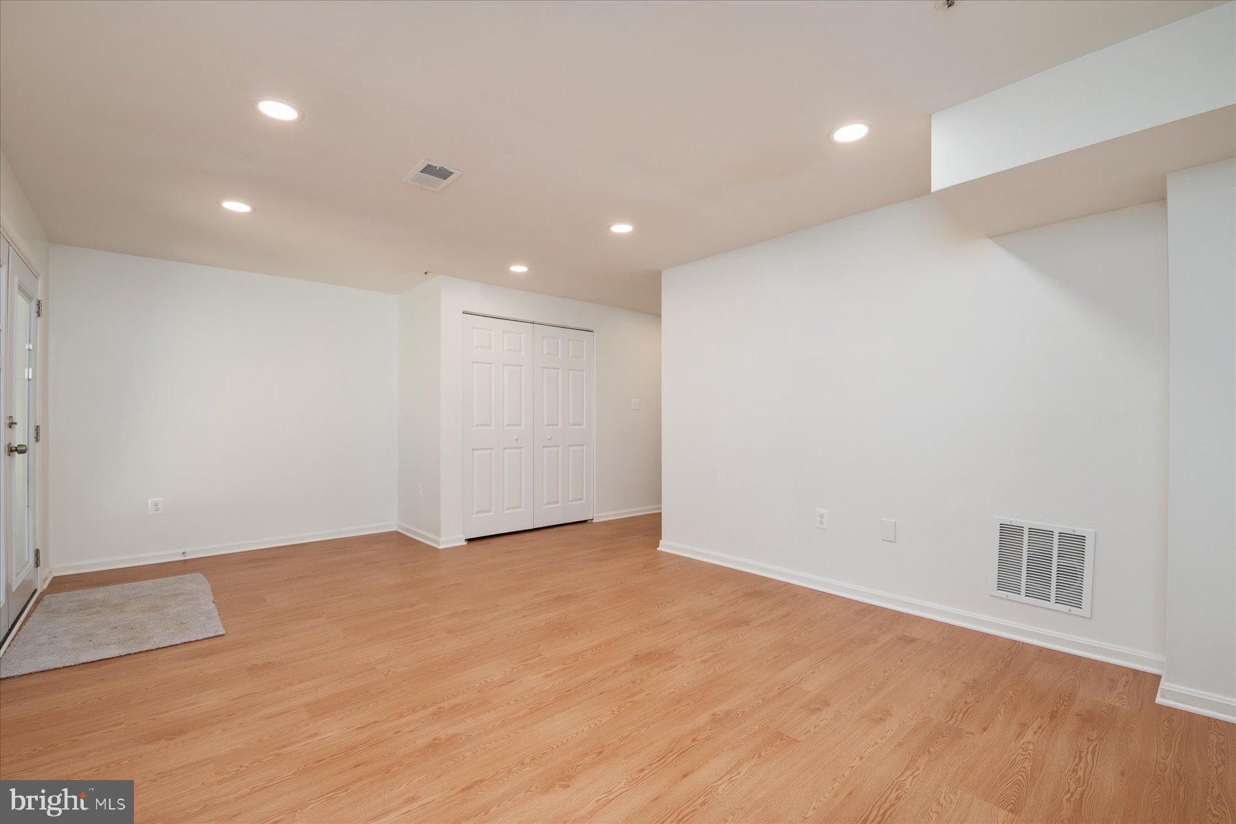 WOODCREEK - Residential