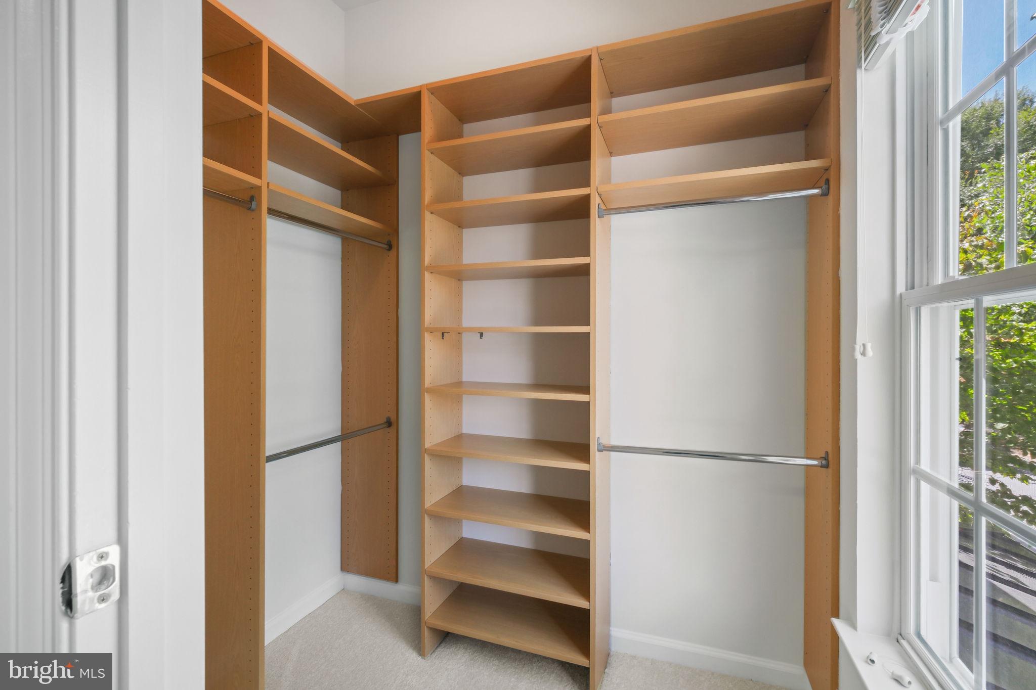 LAKELANDS - Residential