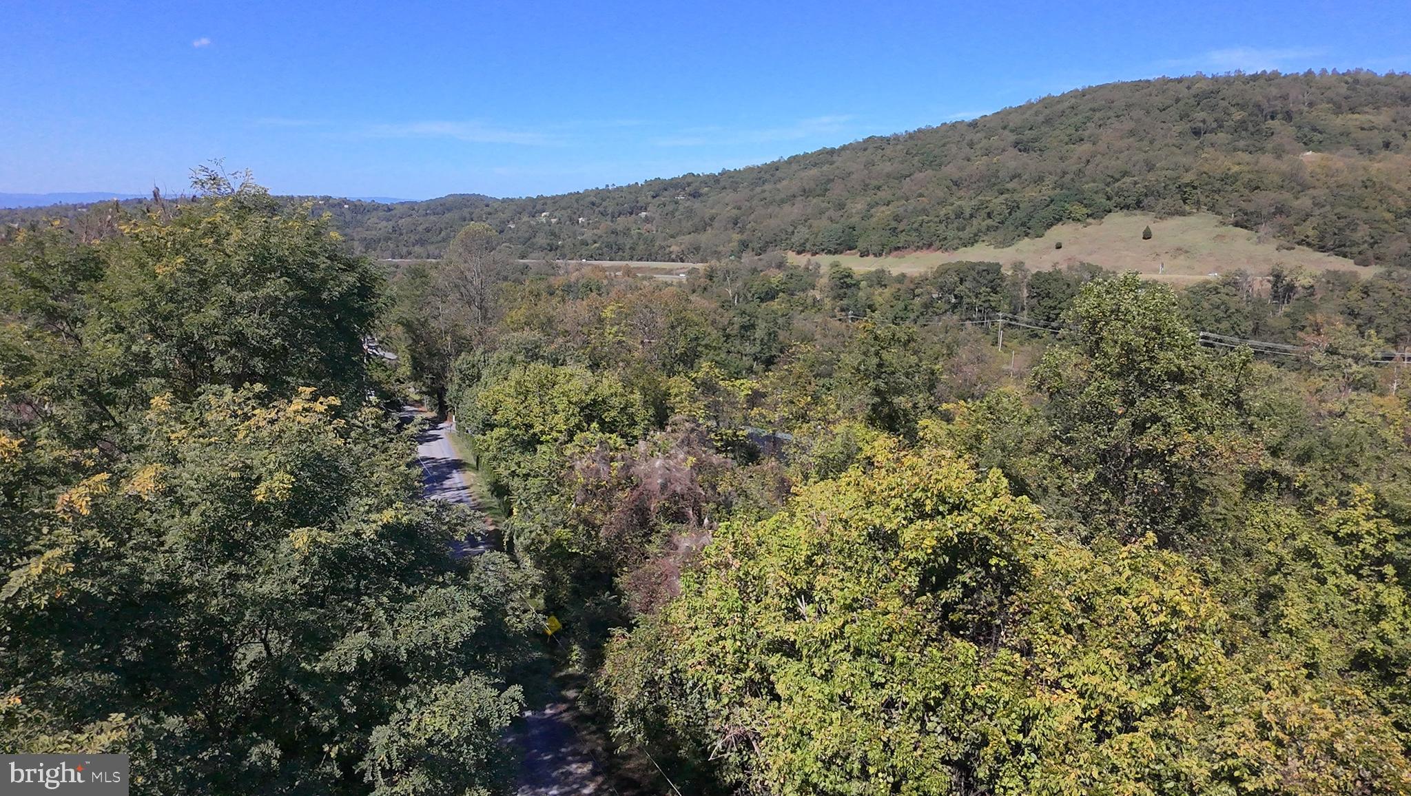 APPLE MT LAKE SOUTH - Land