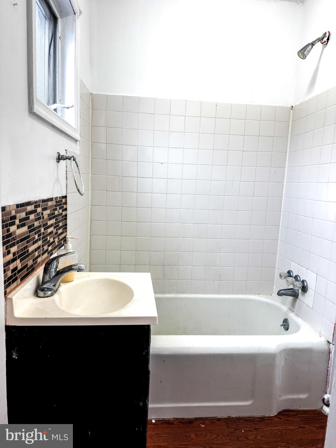 KIRKLYN - Residential