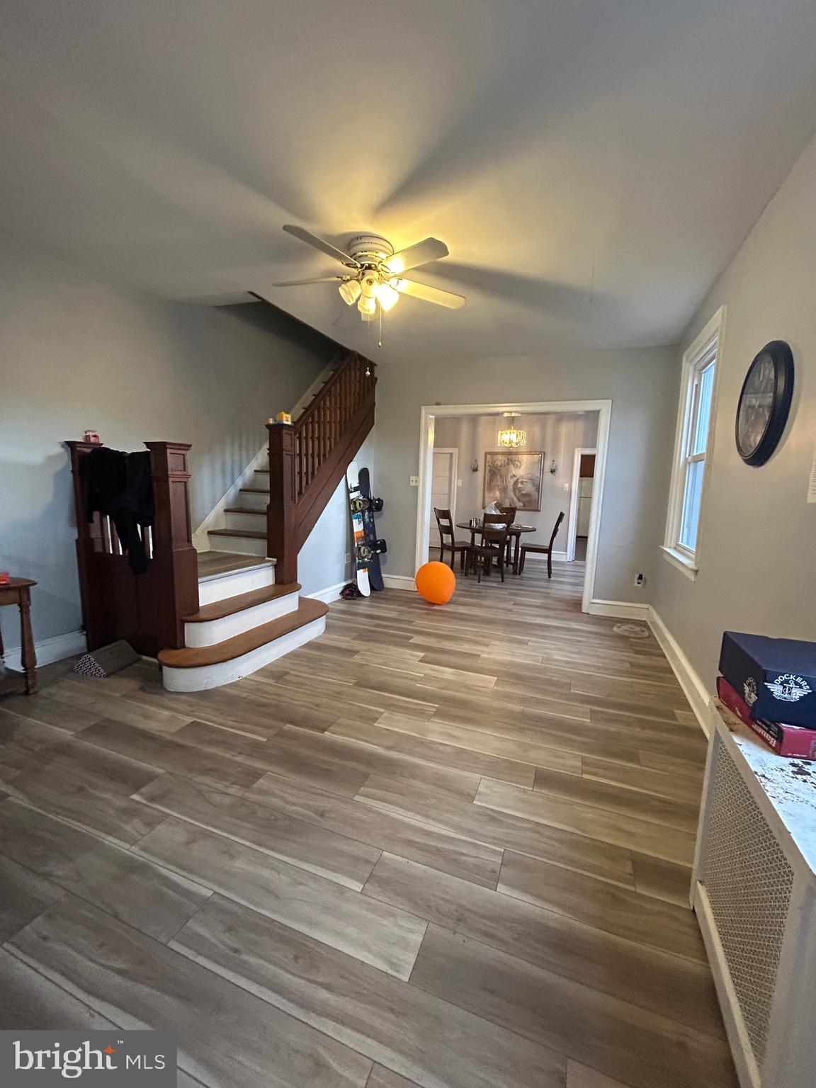 OXFORD CIRCLE - Residential