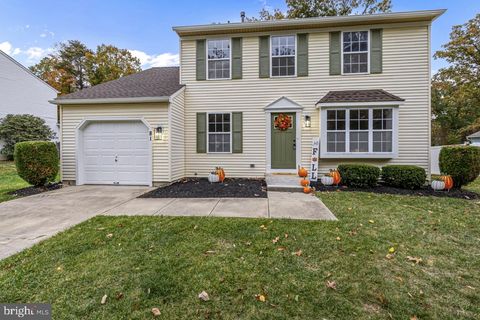 Photo of 81 Rosalind Circle, SICKLERVILLE, NJ 08081 (MLS # NJCD2105644)