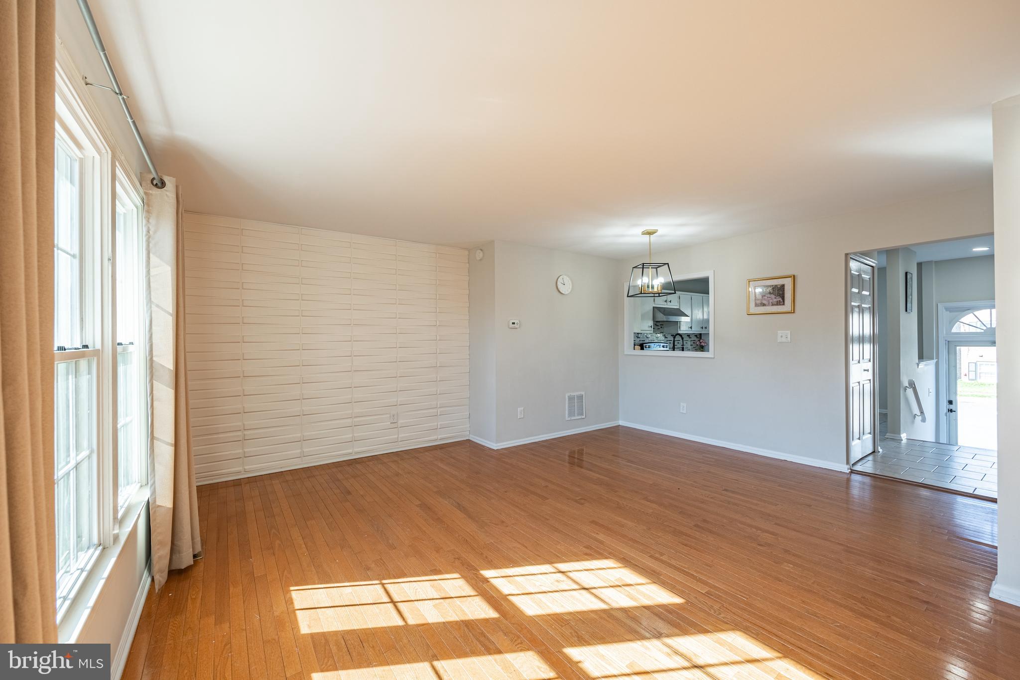 DUNN LORING VILLAGE - Residential