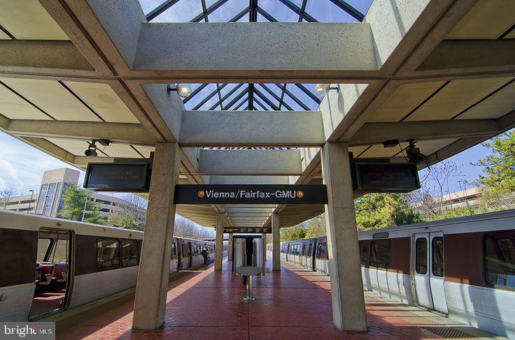 DUNN LORING VILLAGE - Residential