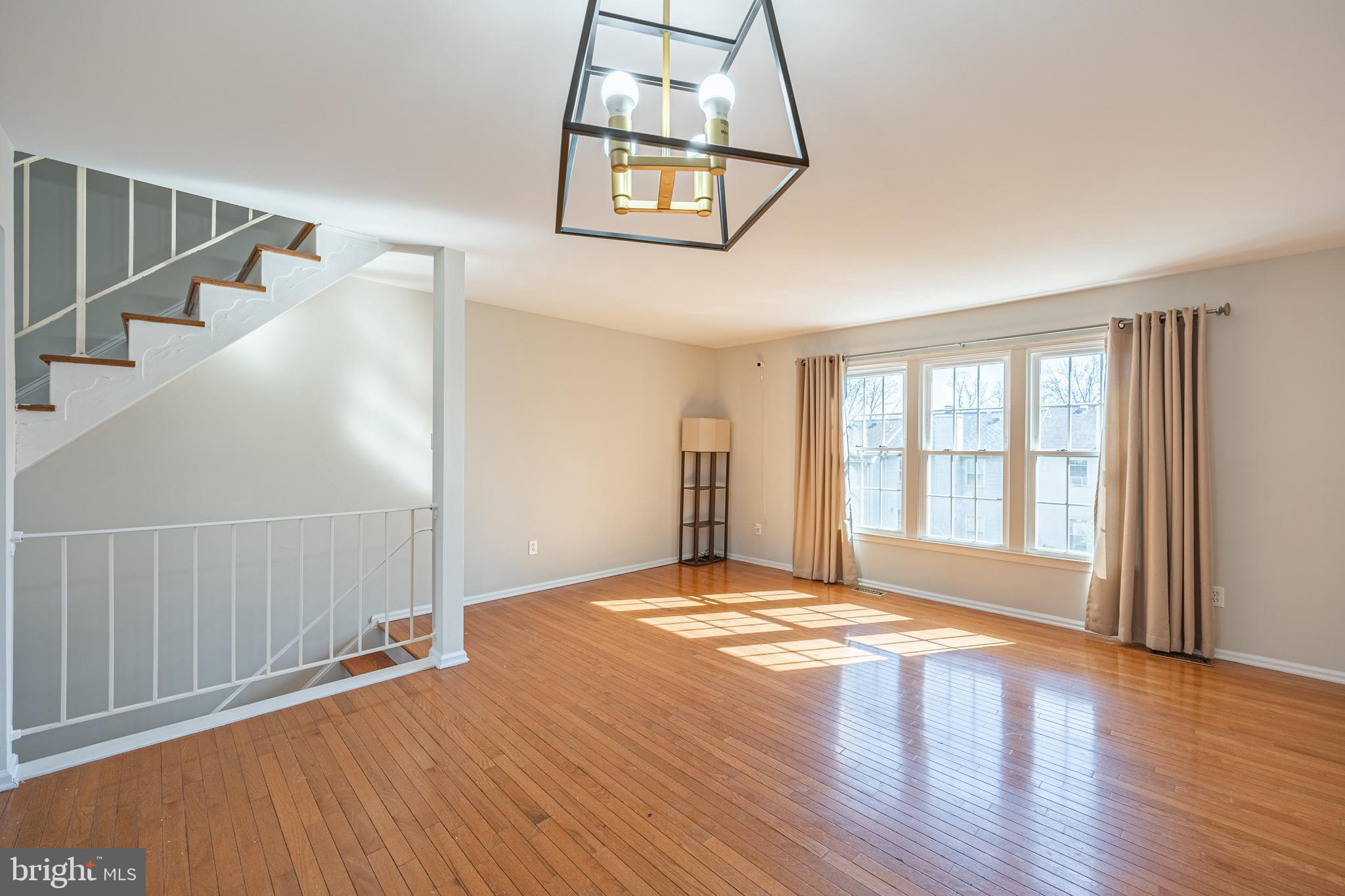 DUNN LORING VILLAGE - Residential