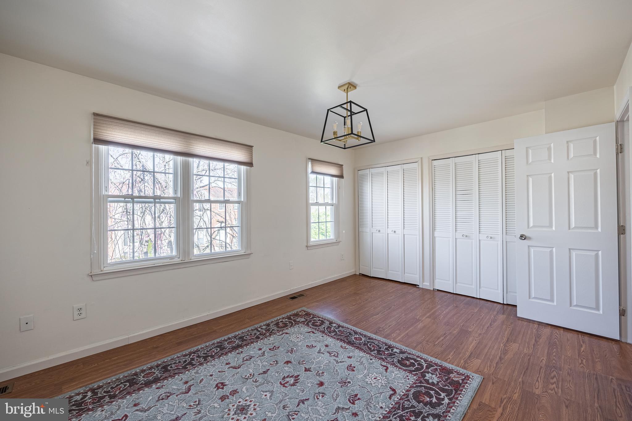 DUNN LORING VILLAGE - Residential