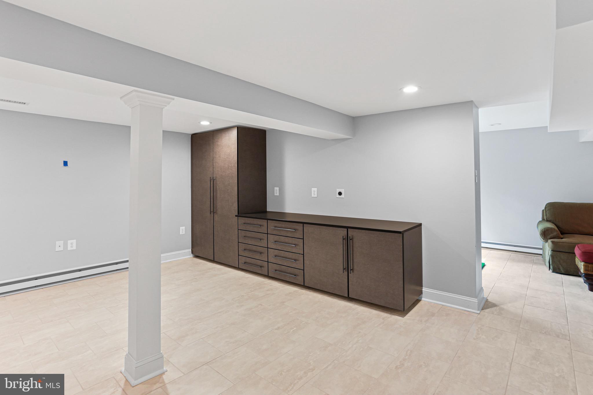 VALLEY MEDE - Residential