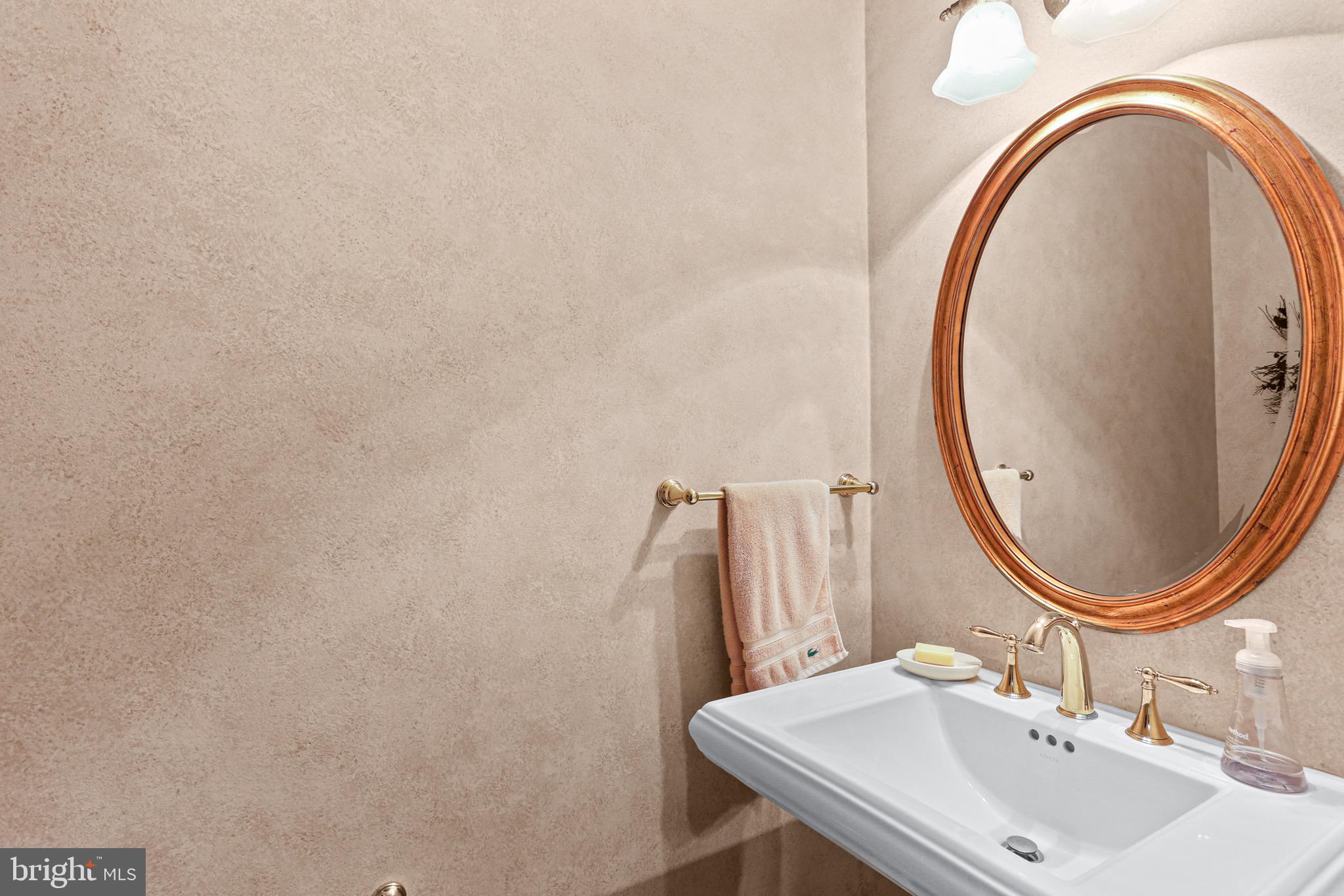 VALLEY MEDE - Residential