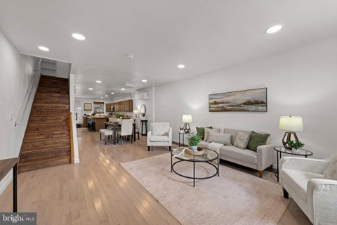 Townhouse For Sale - 1826 Bank Street<br/> BALTIMORE, MD 21231