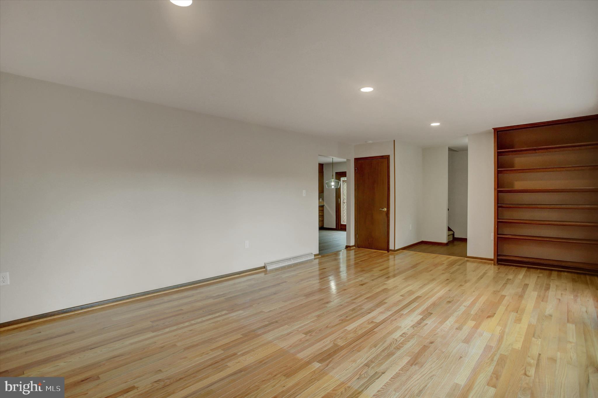 GREENE KNOLLS - Residential