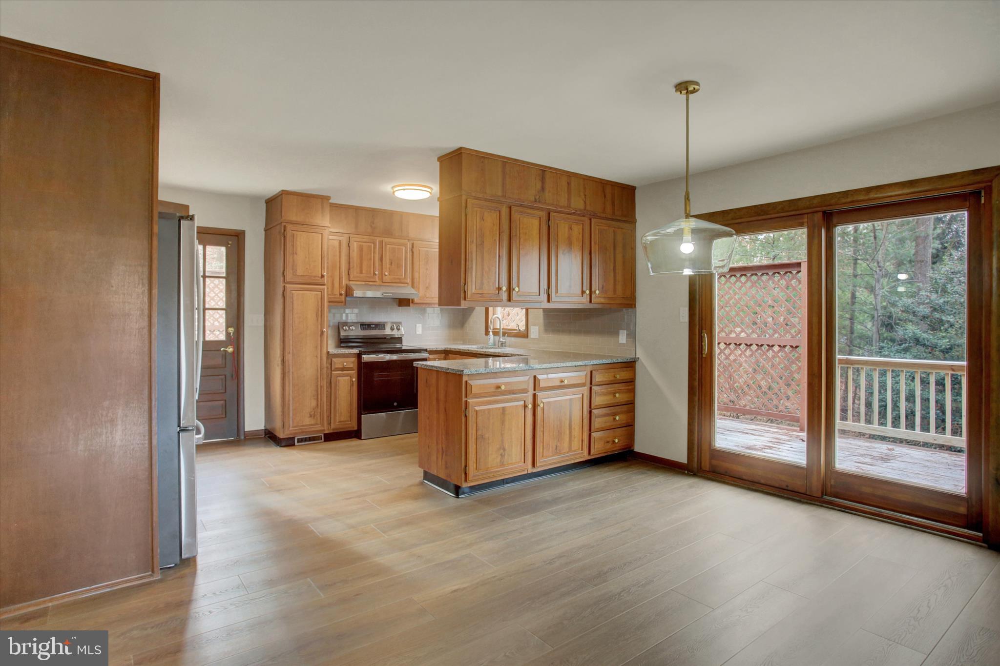 GREENE KNOLLS - Residential