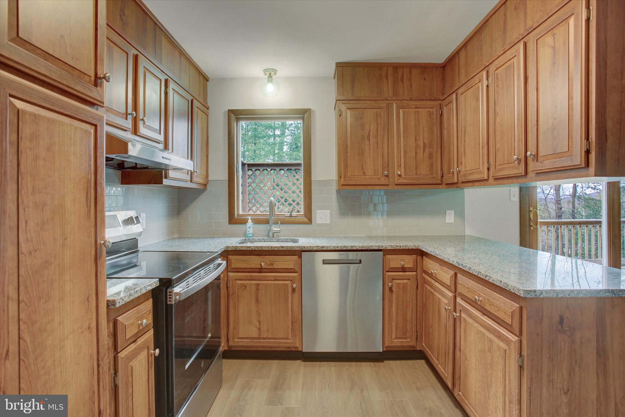 GREENE KNOLLS - Residential