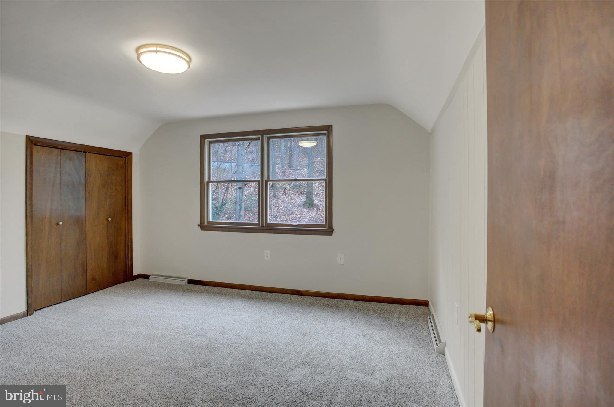 GREENE KNOLLS - Residential