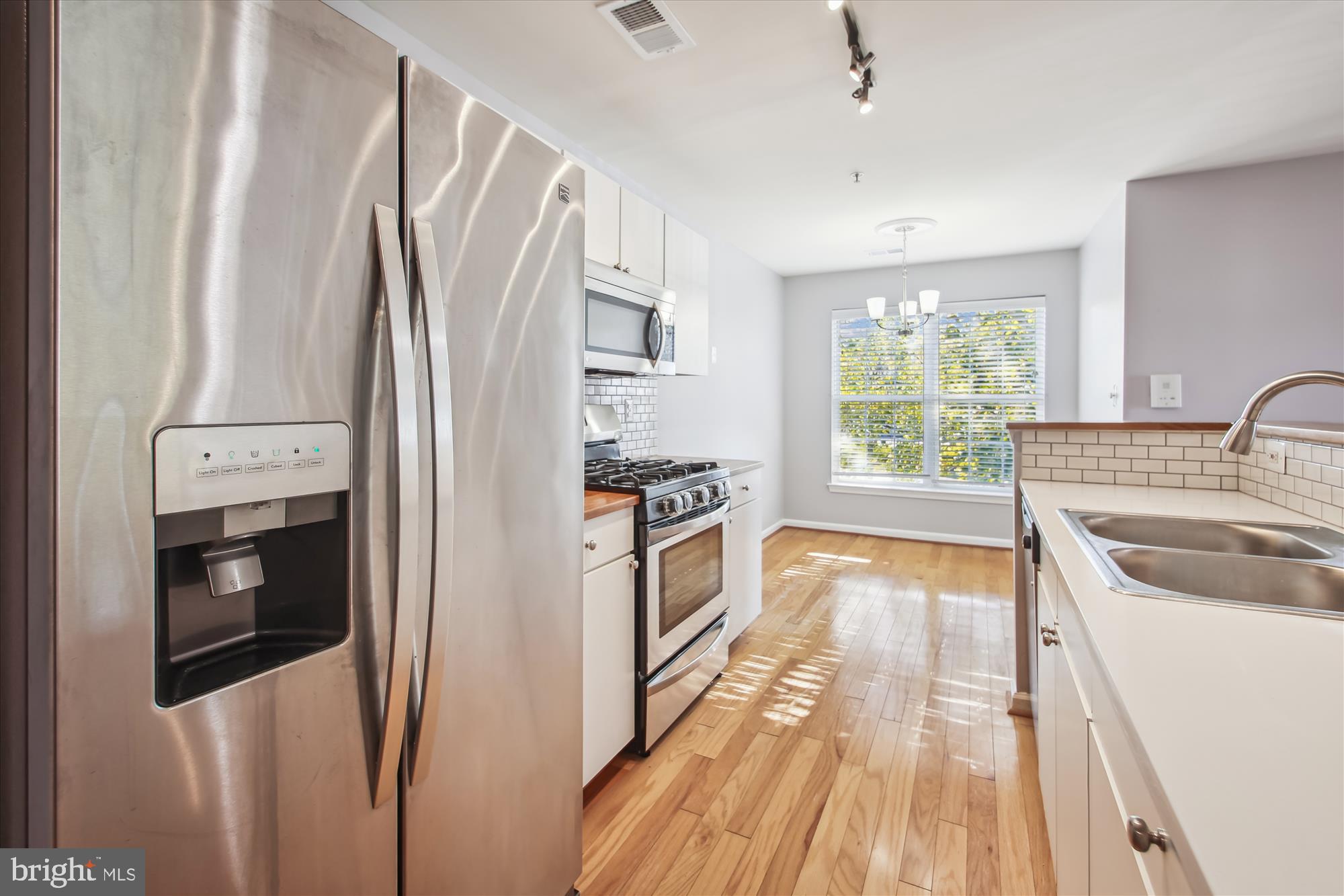 TIDEWATER COLONY - Residential Lease