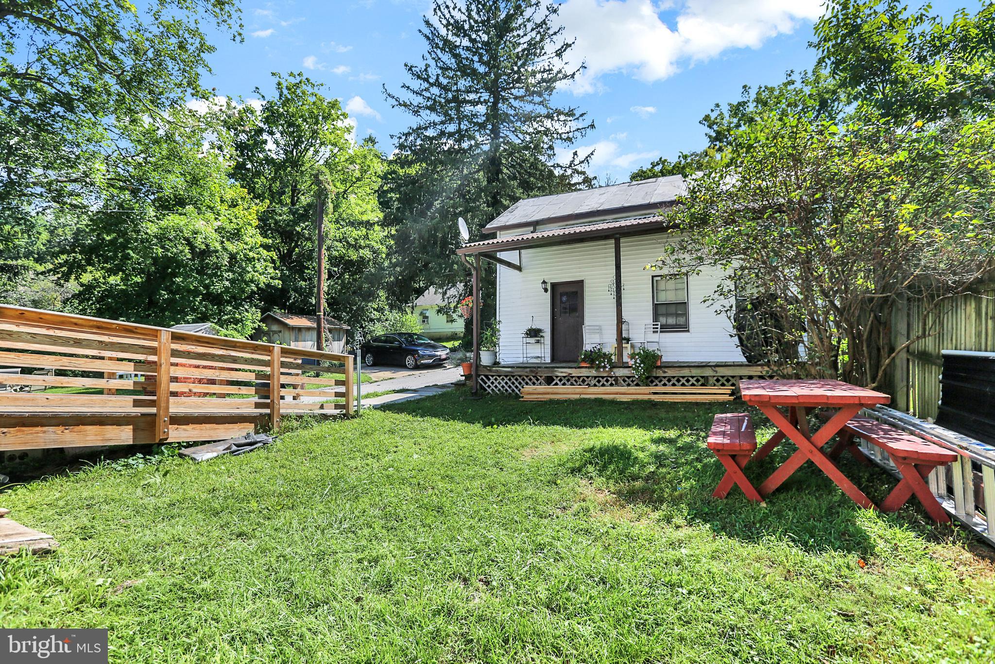 SPRINGETTSBURY TWP - Residential