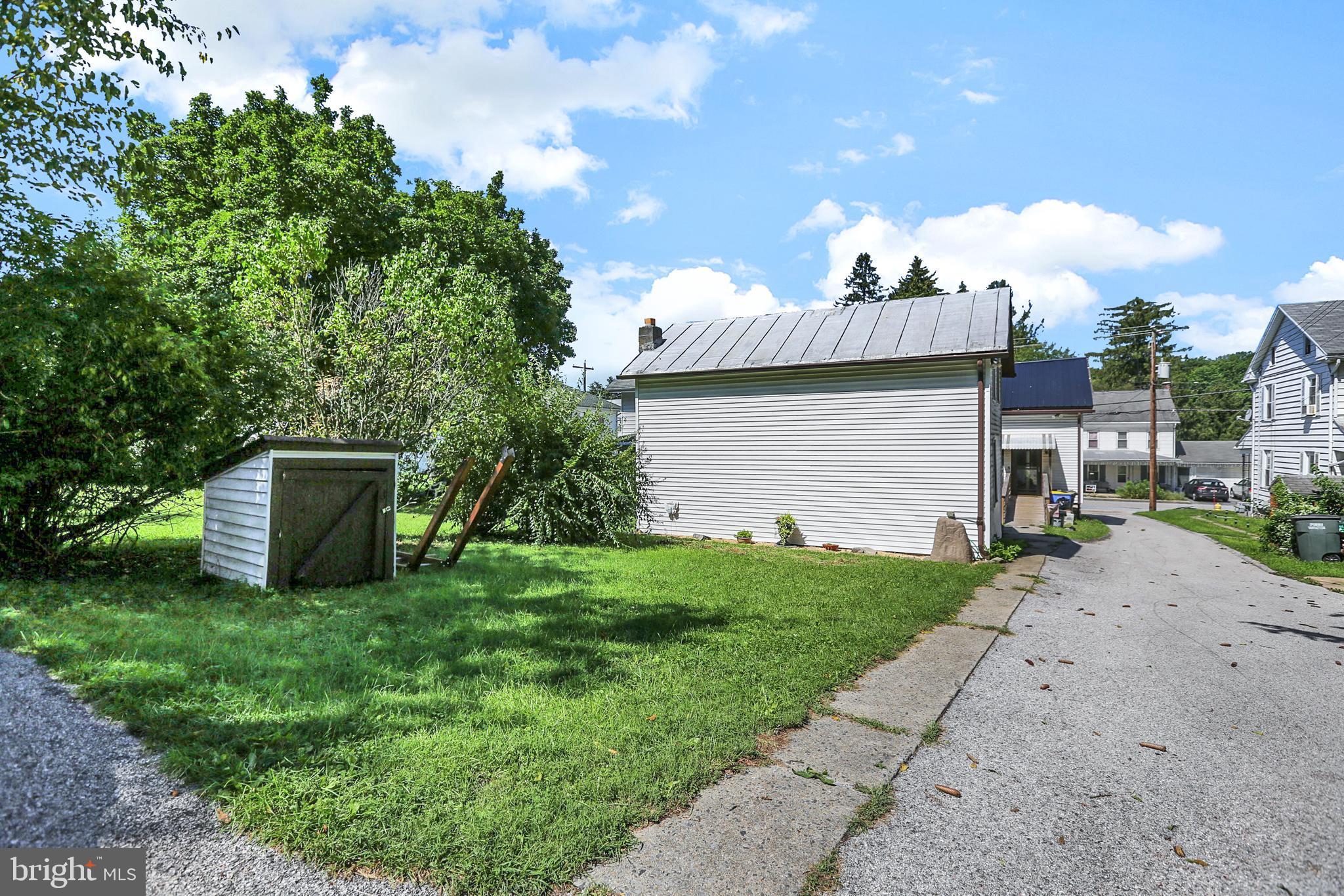 SPRINGETTSBURY TWP - Residential