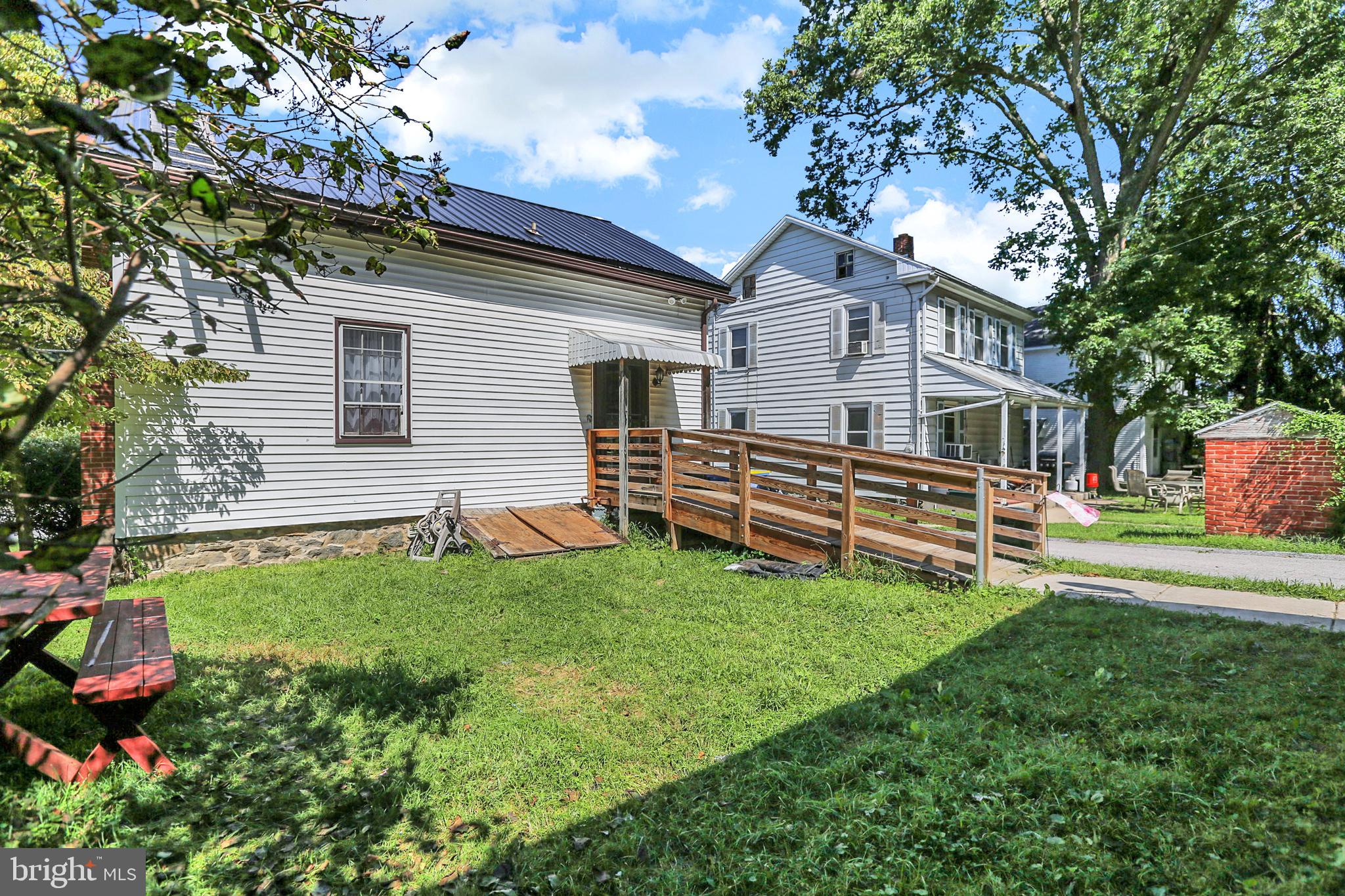 SPRINGETTSBURY TWP - Residential