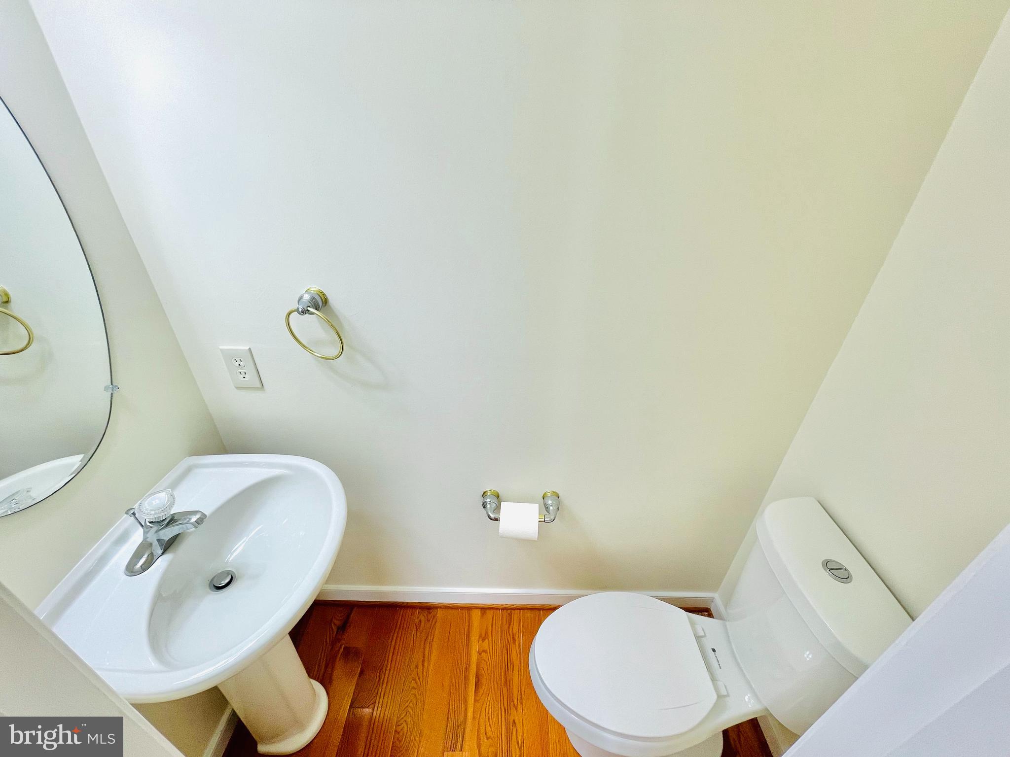 CATONSVILLE MEWS - Residential