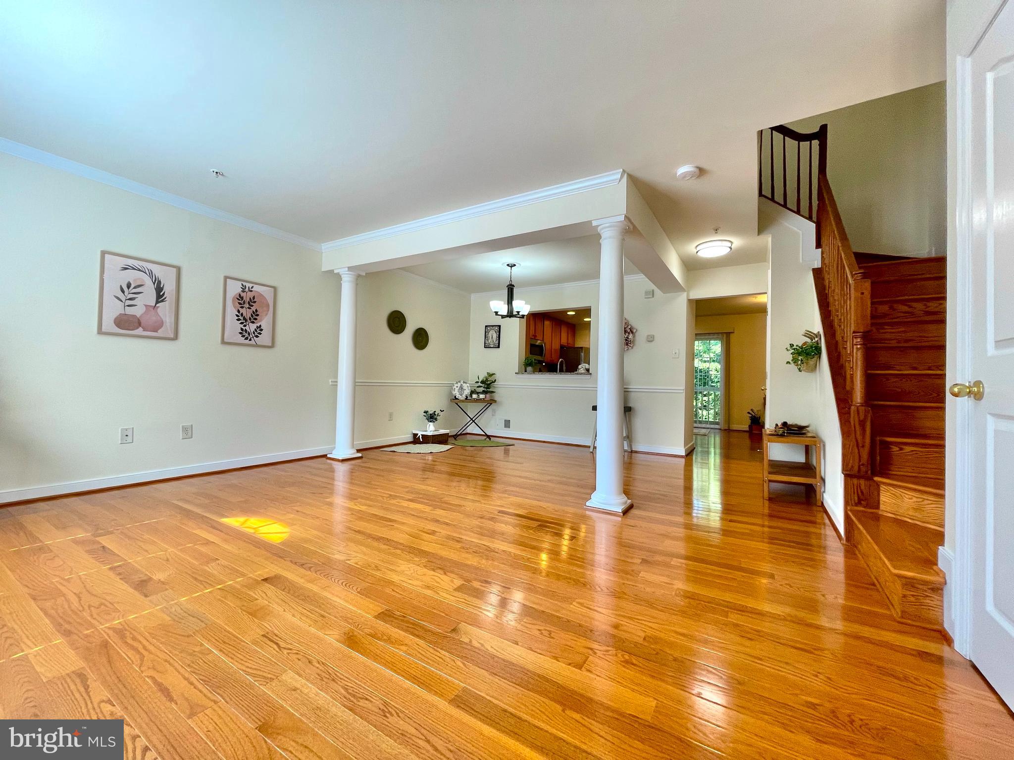 CATONSVILLE MEWS - Residential