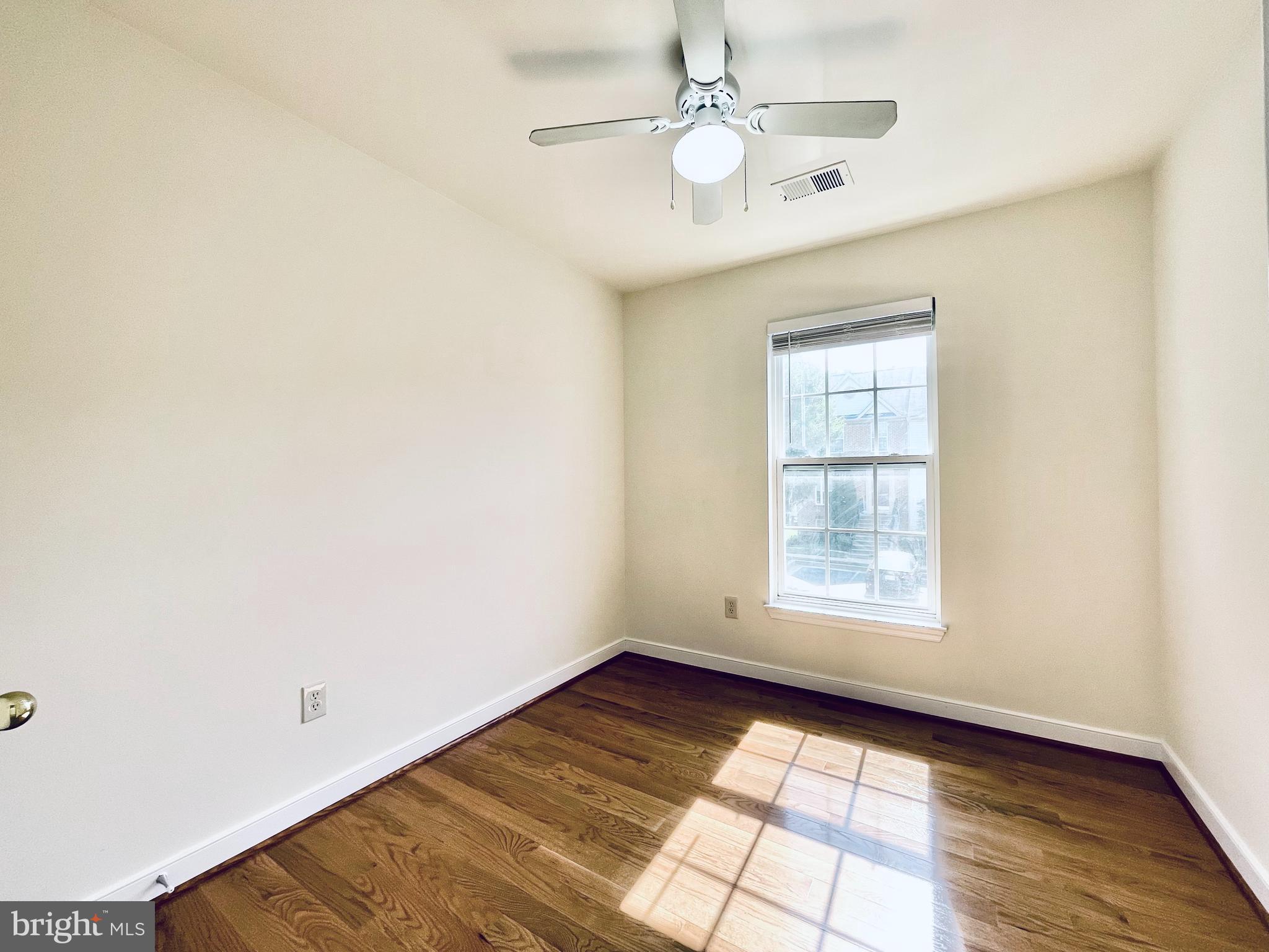 CATONSVILLE MEWS - Residential