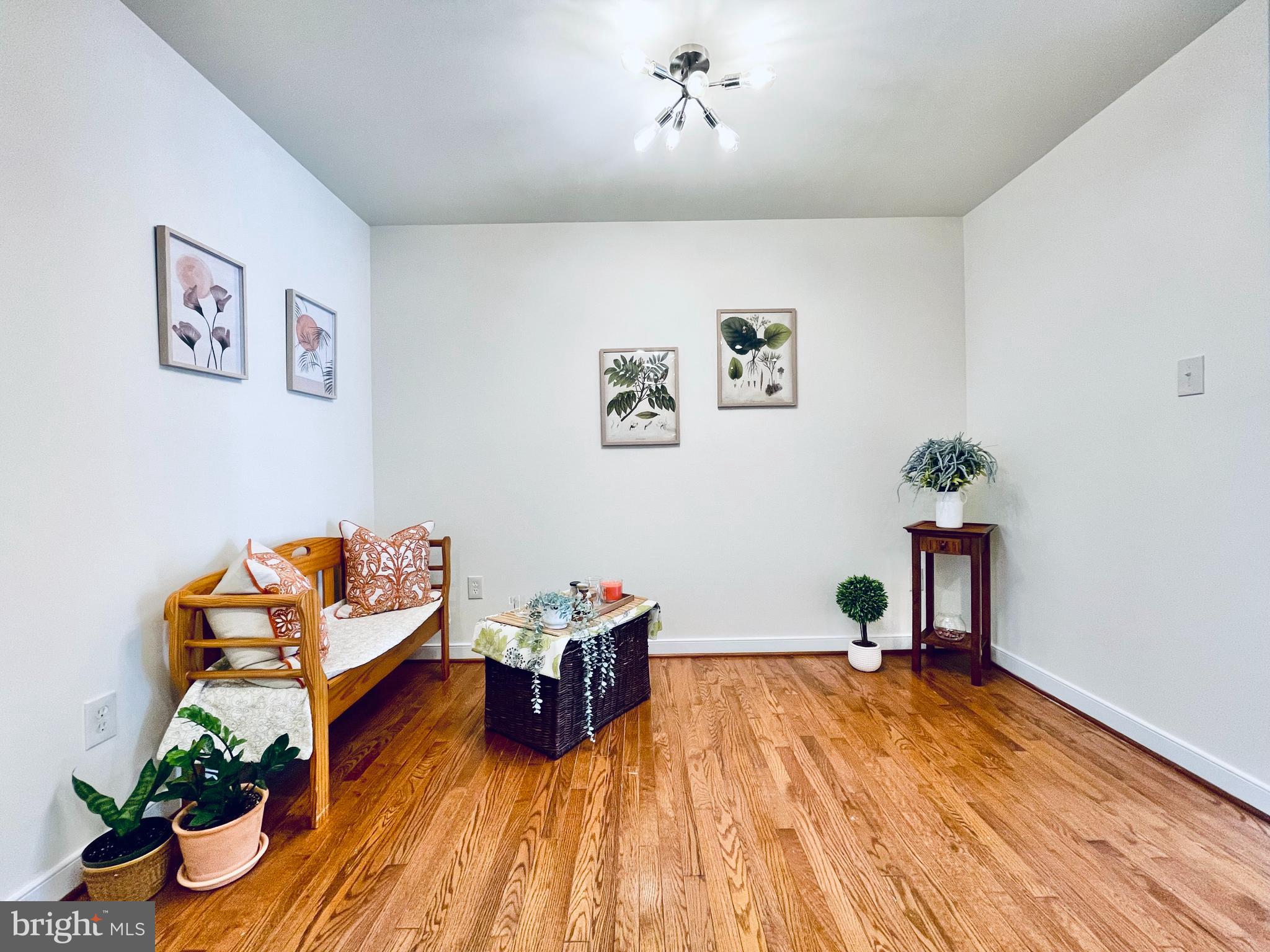 CATONSVILLE MEWS - Residential