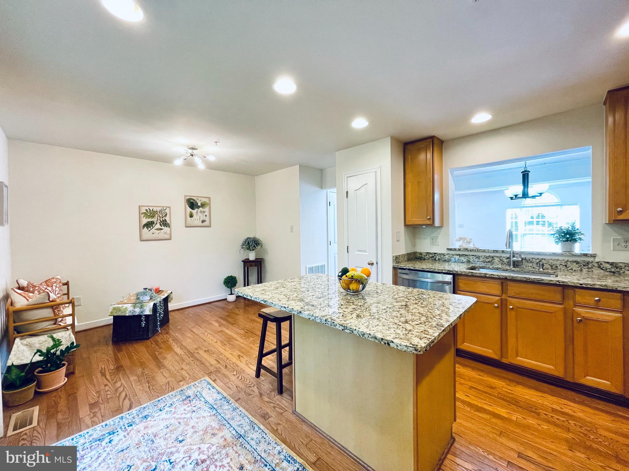 CATONSVILLE MEWS - Residential