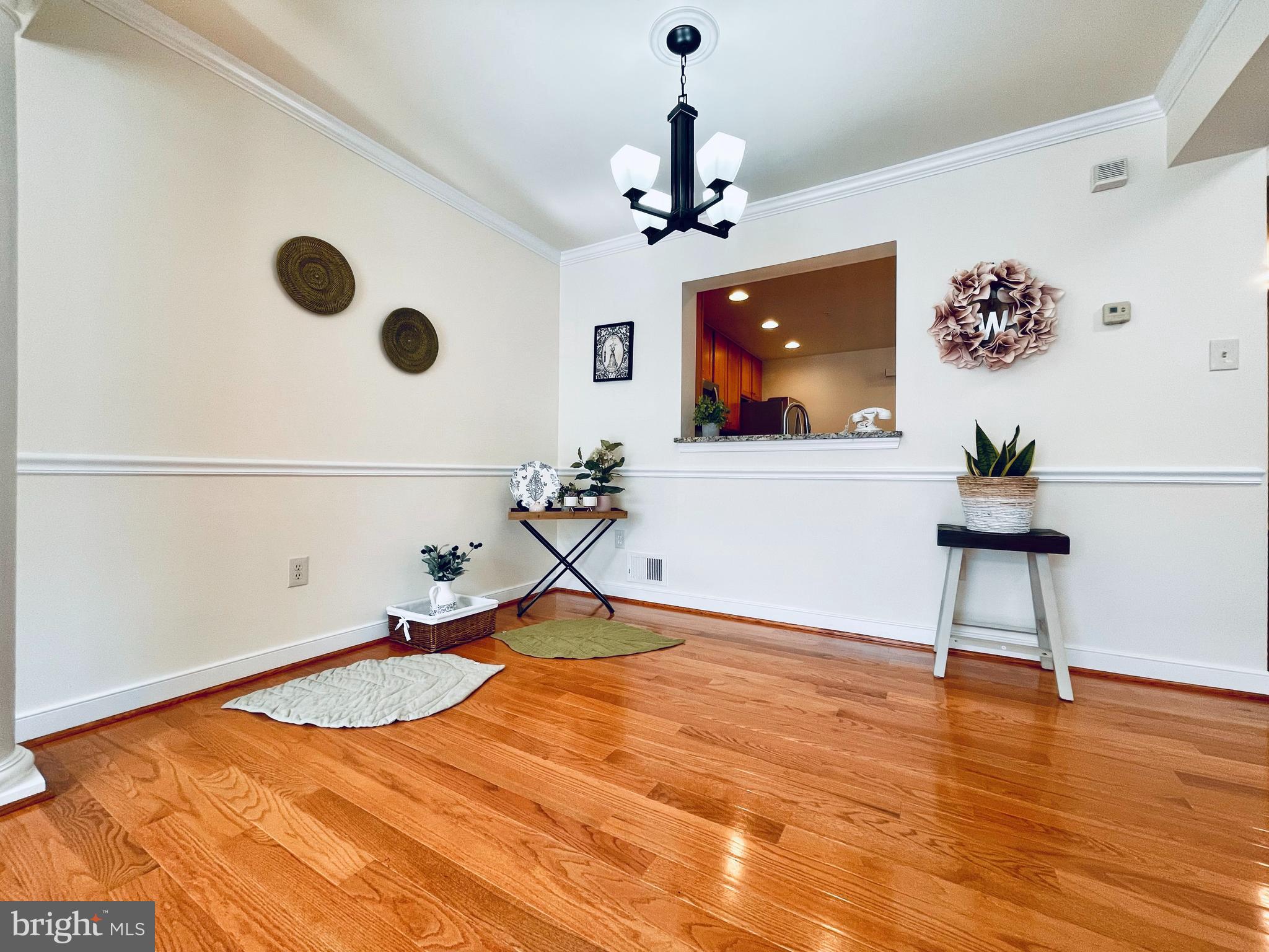 CATONSVILLE MEWS - Residential