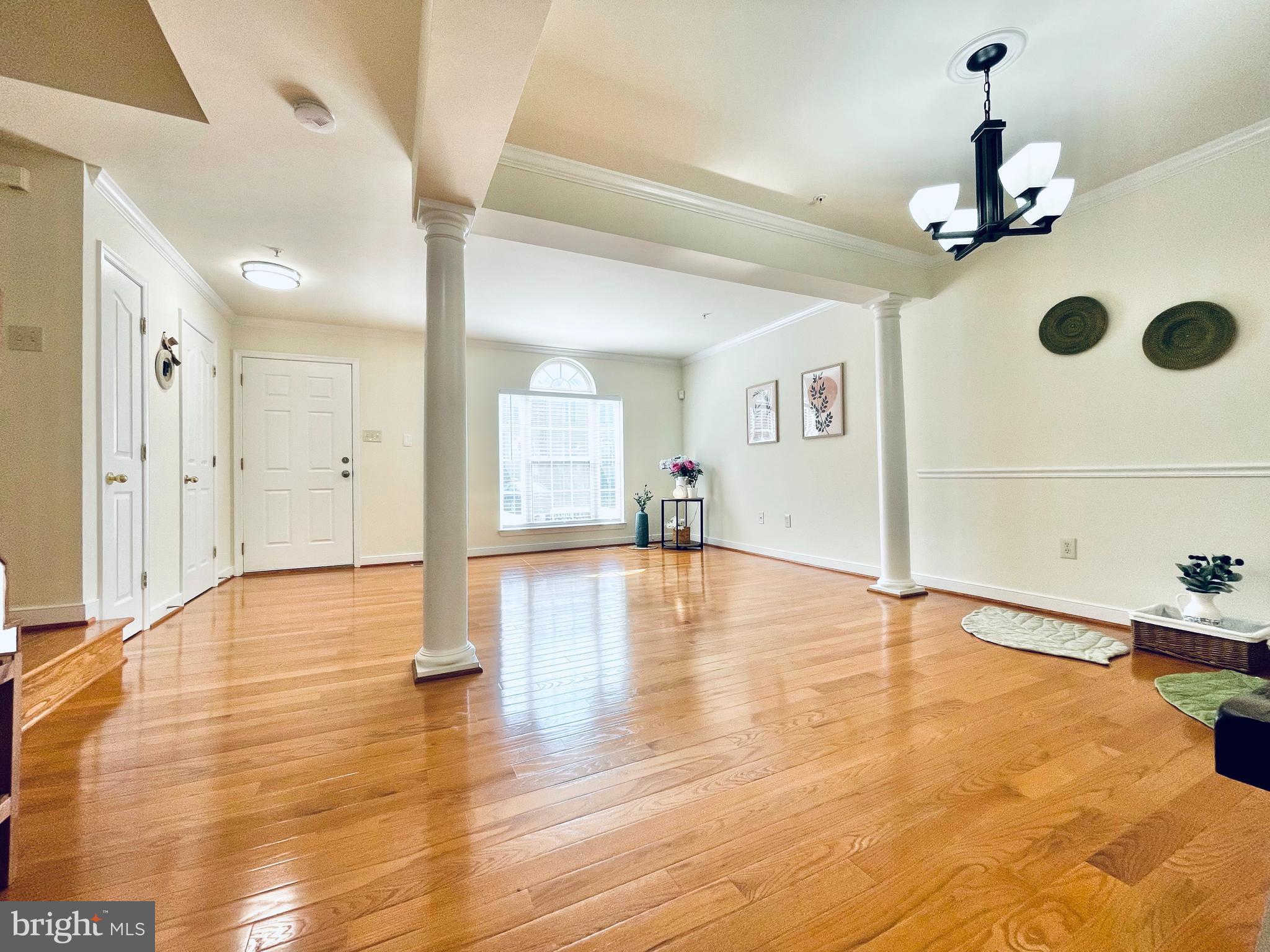 CATONSVILLE MEWS - Residential