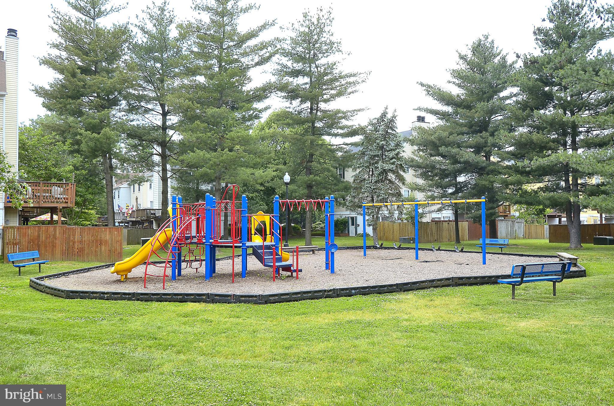 CROFTON MEWS CONDO - Residential