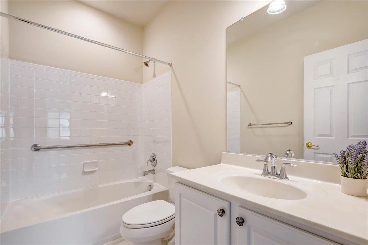 HERITAGE HUNT - Residential