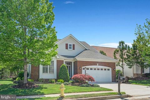 Photo of 6921 Netherstone Court, GAINESVILLE, VA 20155 (MLS # VAPW2115624)