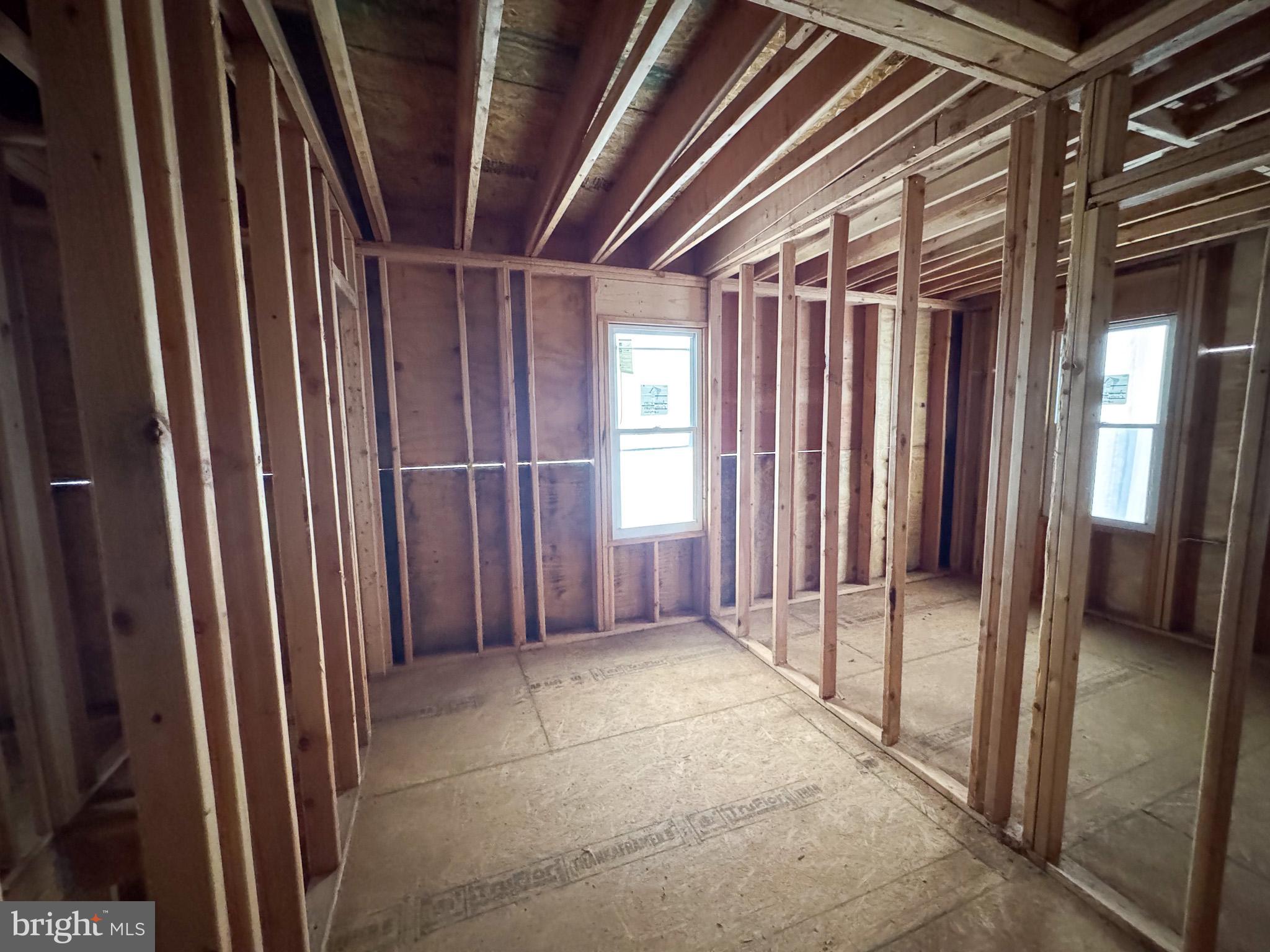 ELMWOOD PARK - Residential Income