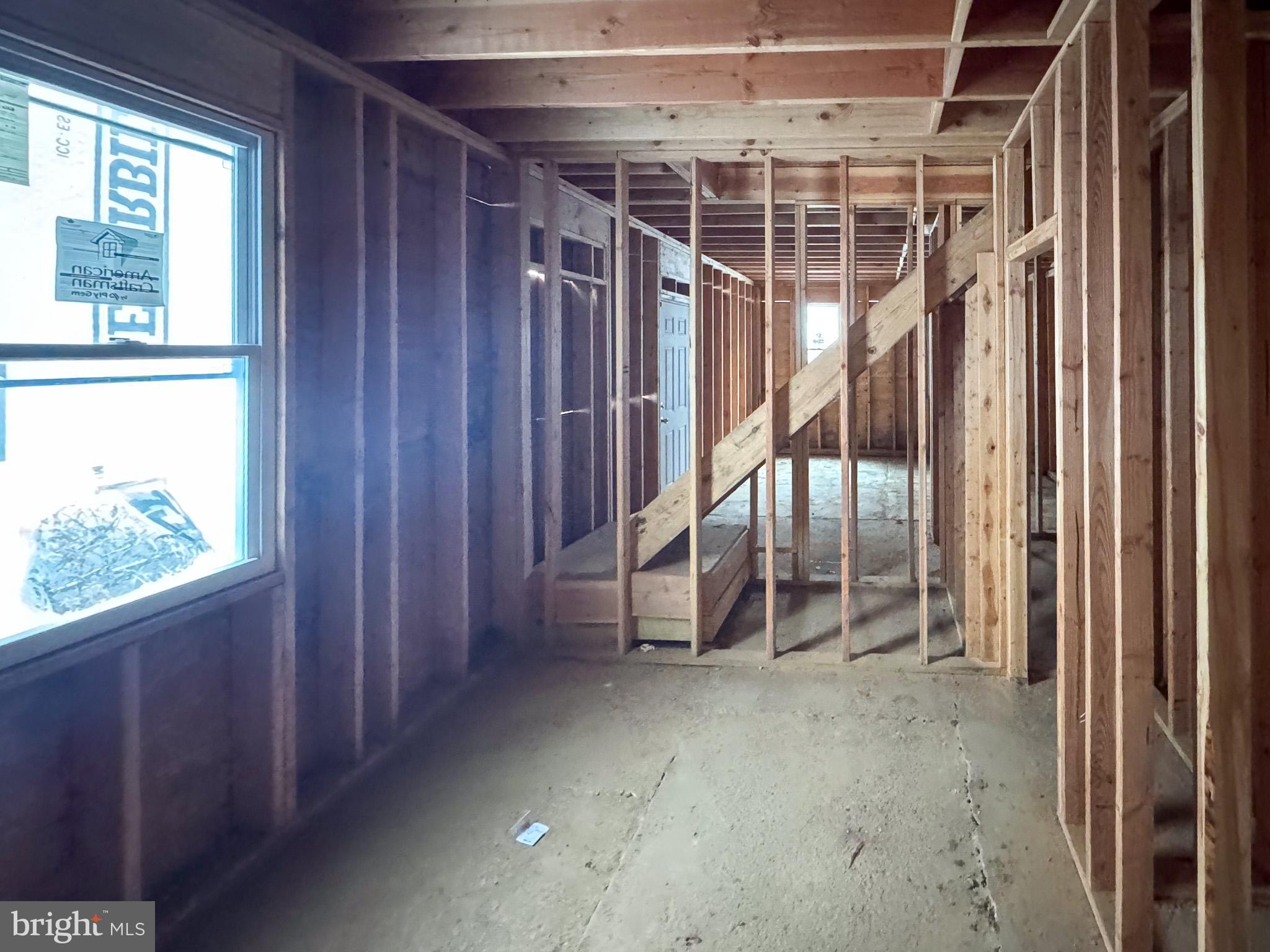 ELMWOOD PARK - Residential Income