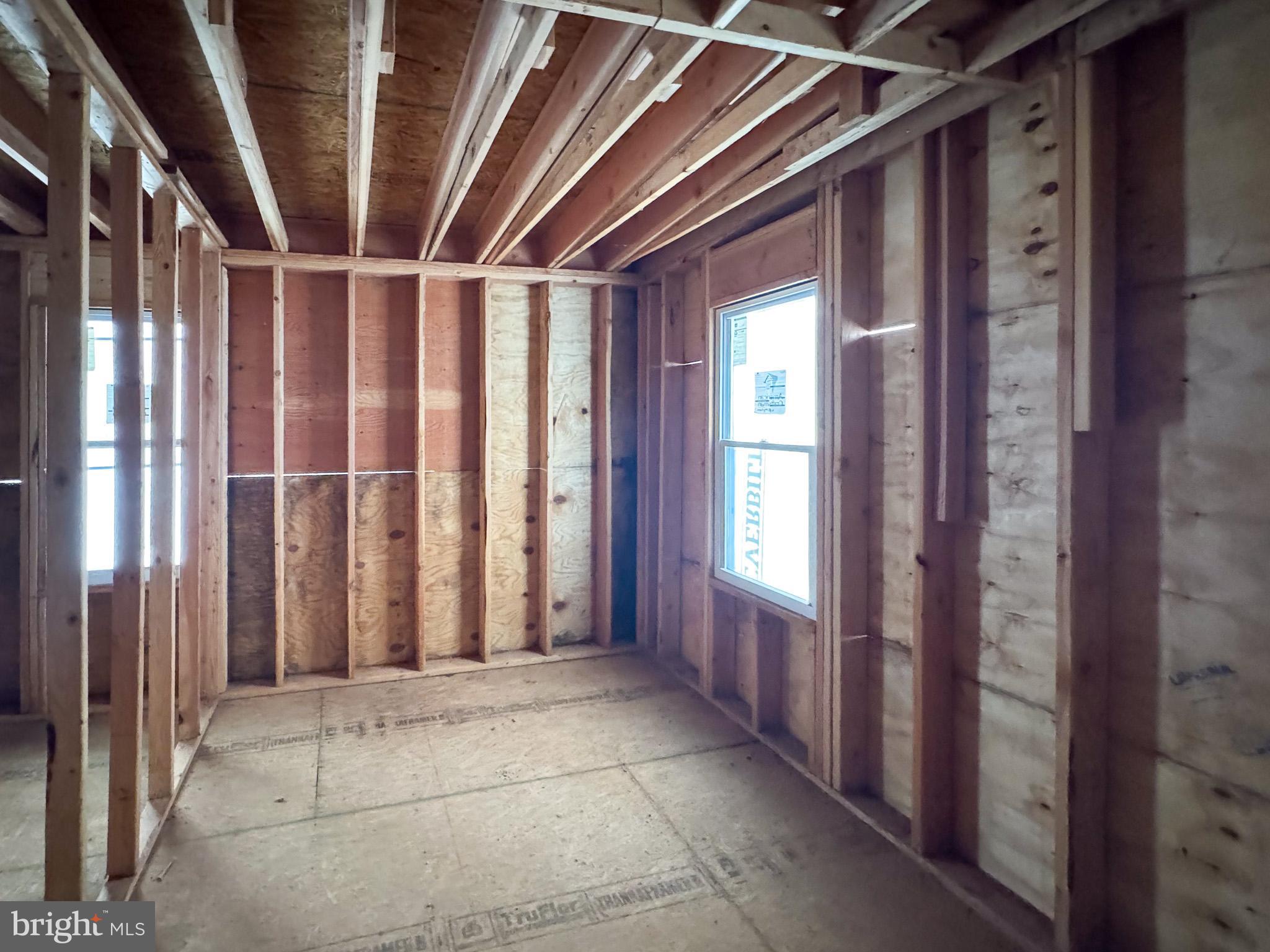 ELMWOOD PARK - Residential Income