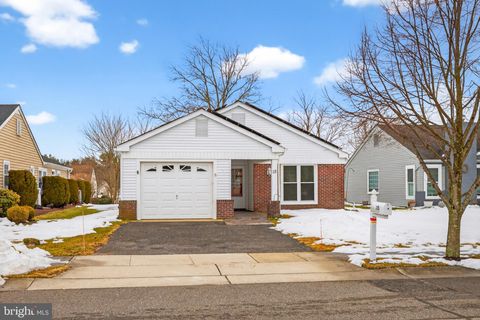 Homes For Sale - 15 Frilham Lane<br/> MANCHESTER TOWNSHIP, NJ 08759