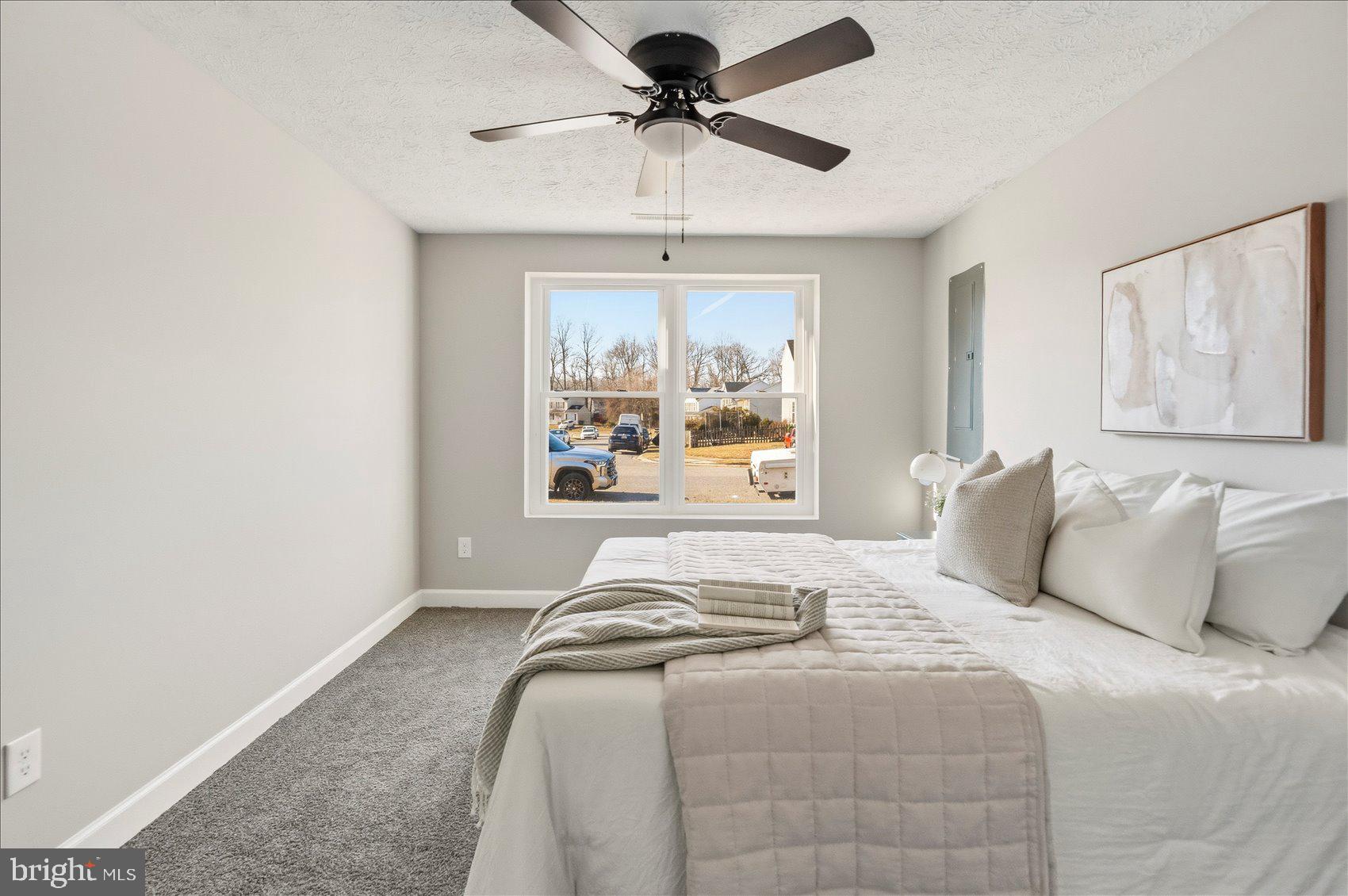 HARBOUR OAKS - Residential