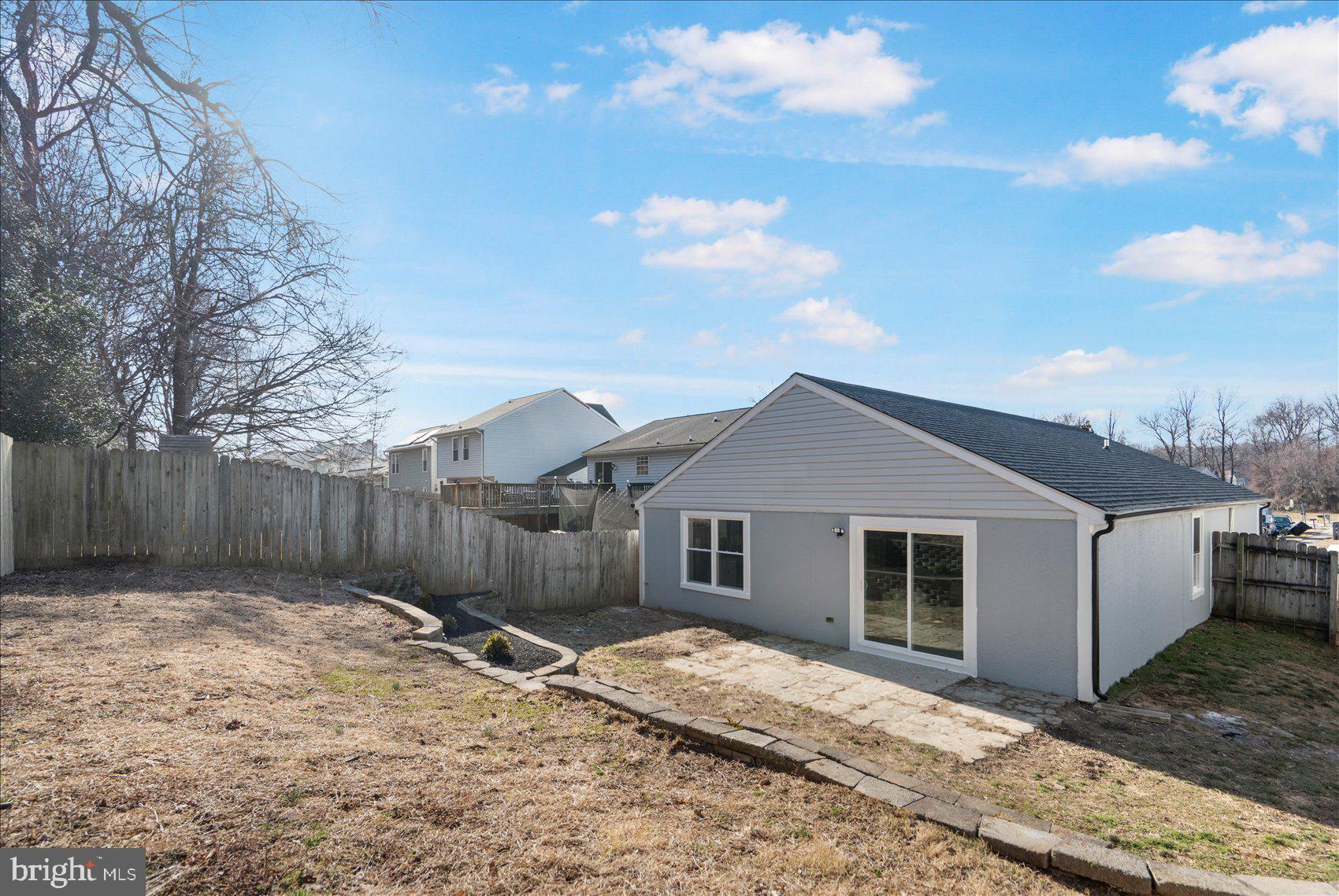 HARBOUR OAKS - Residential