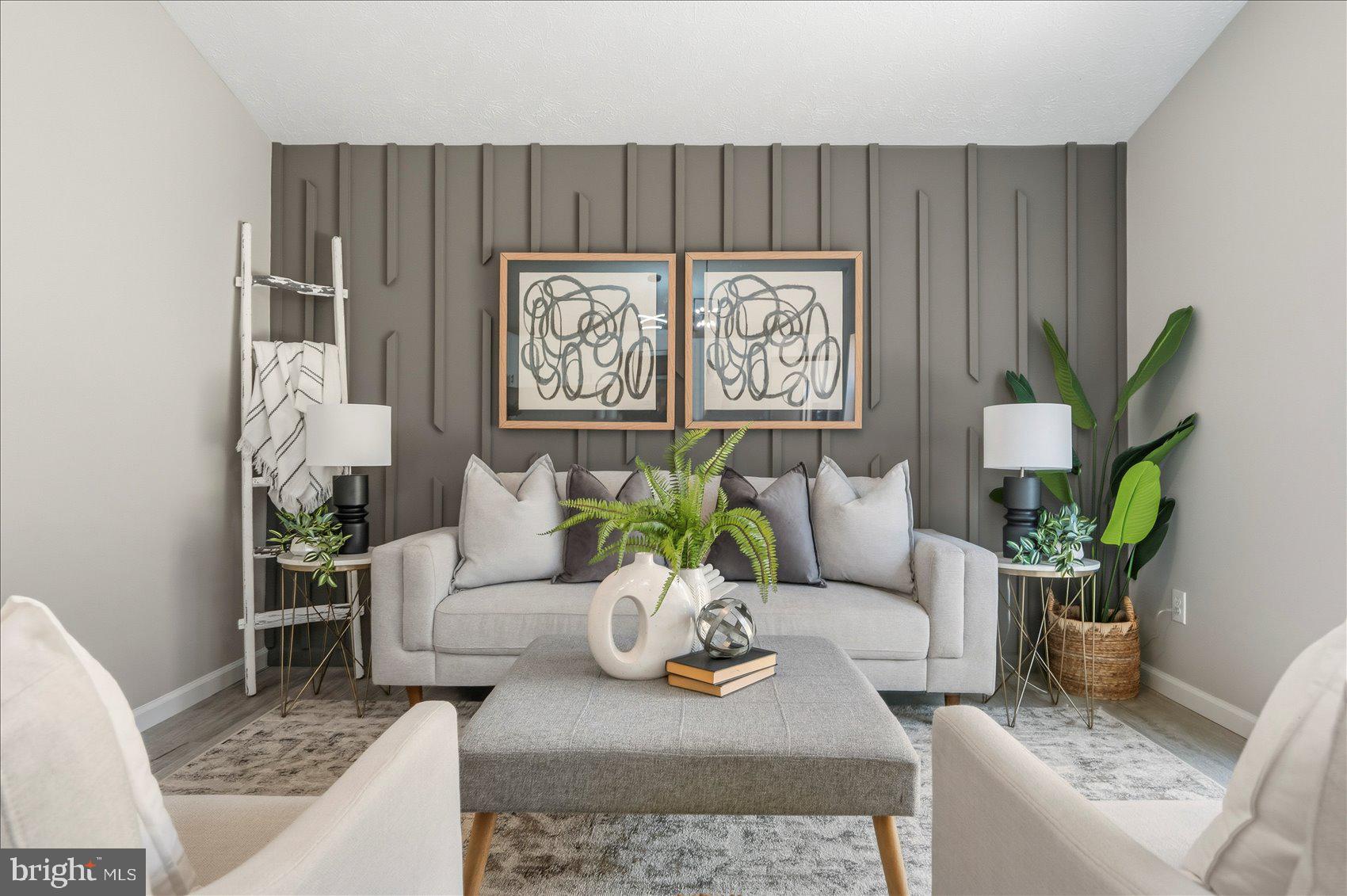 HARBOUR OAKS - Residential