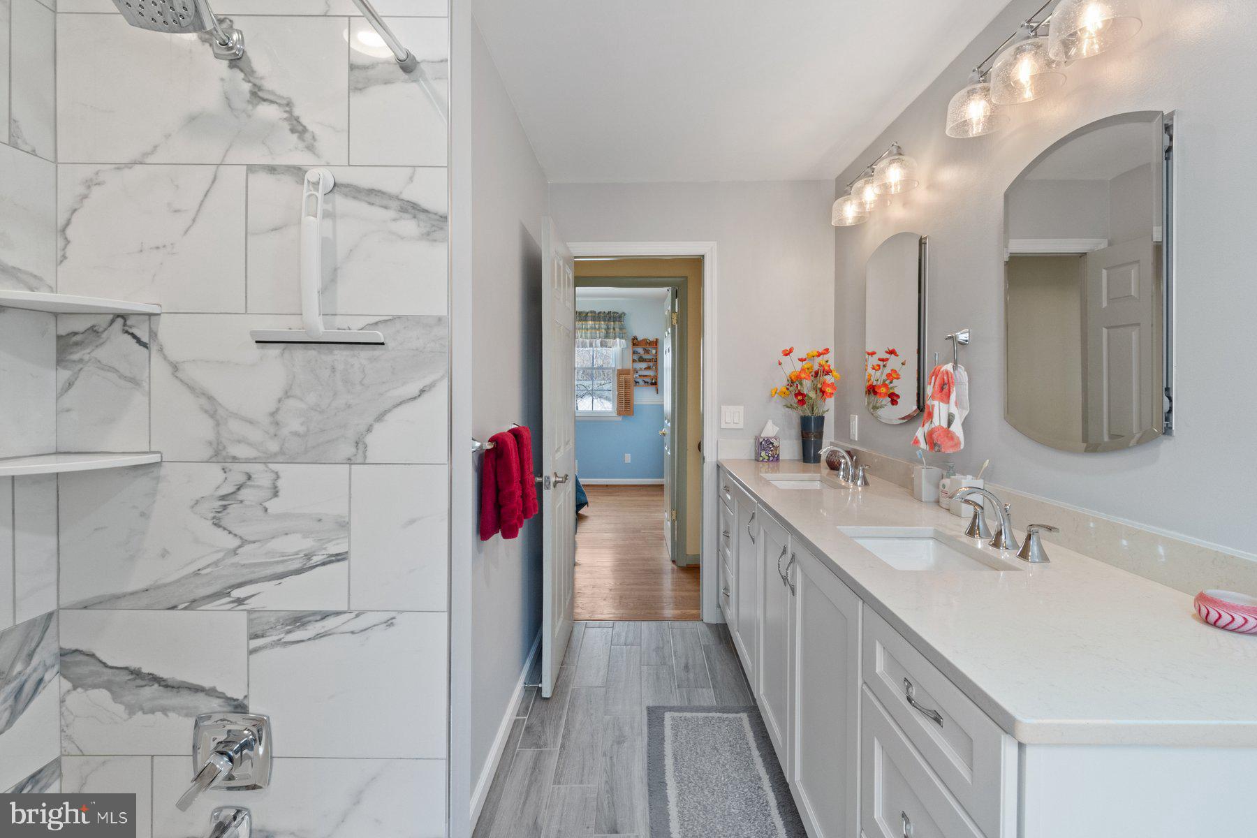 DEVERE ESTATES - Residential