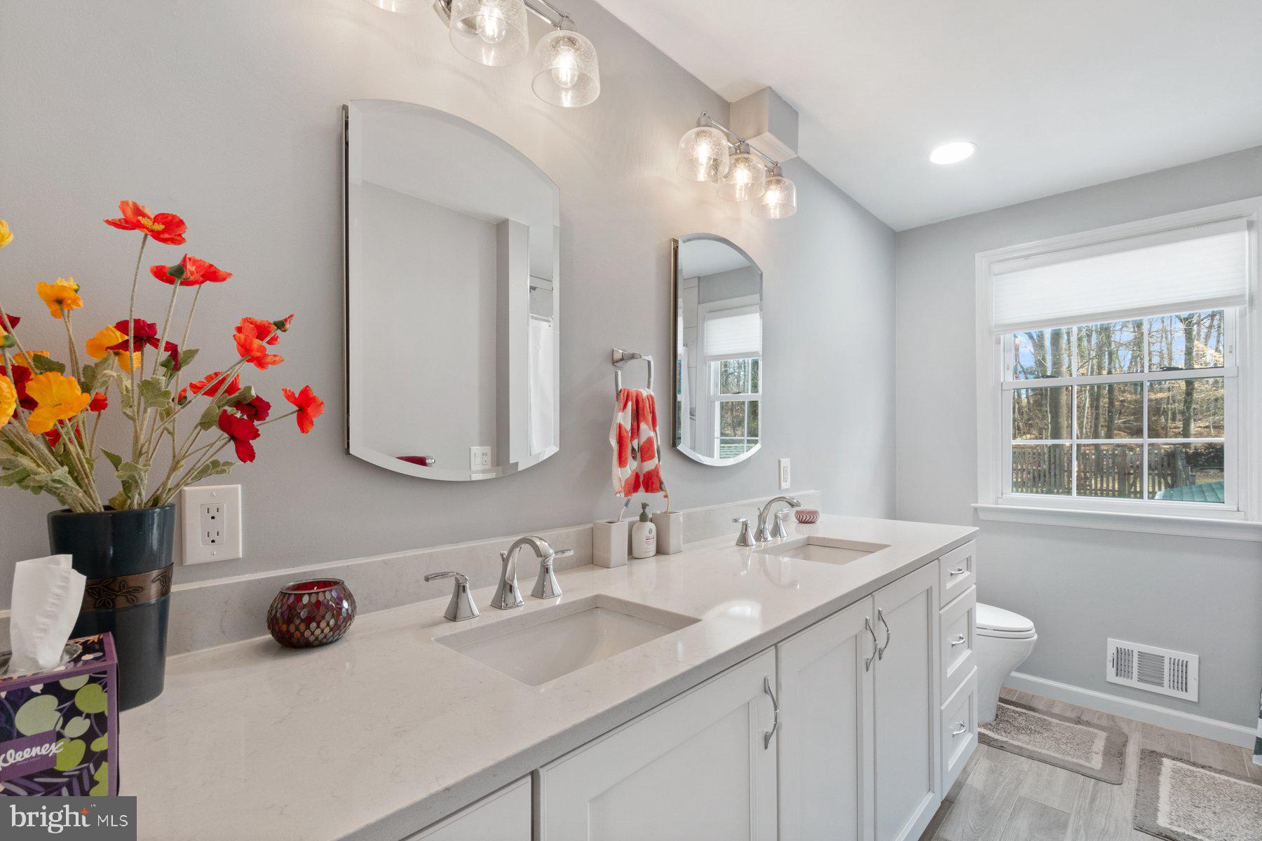 DEVERE ESTATES - Residential