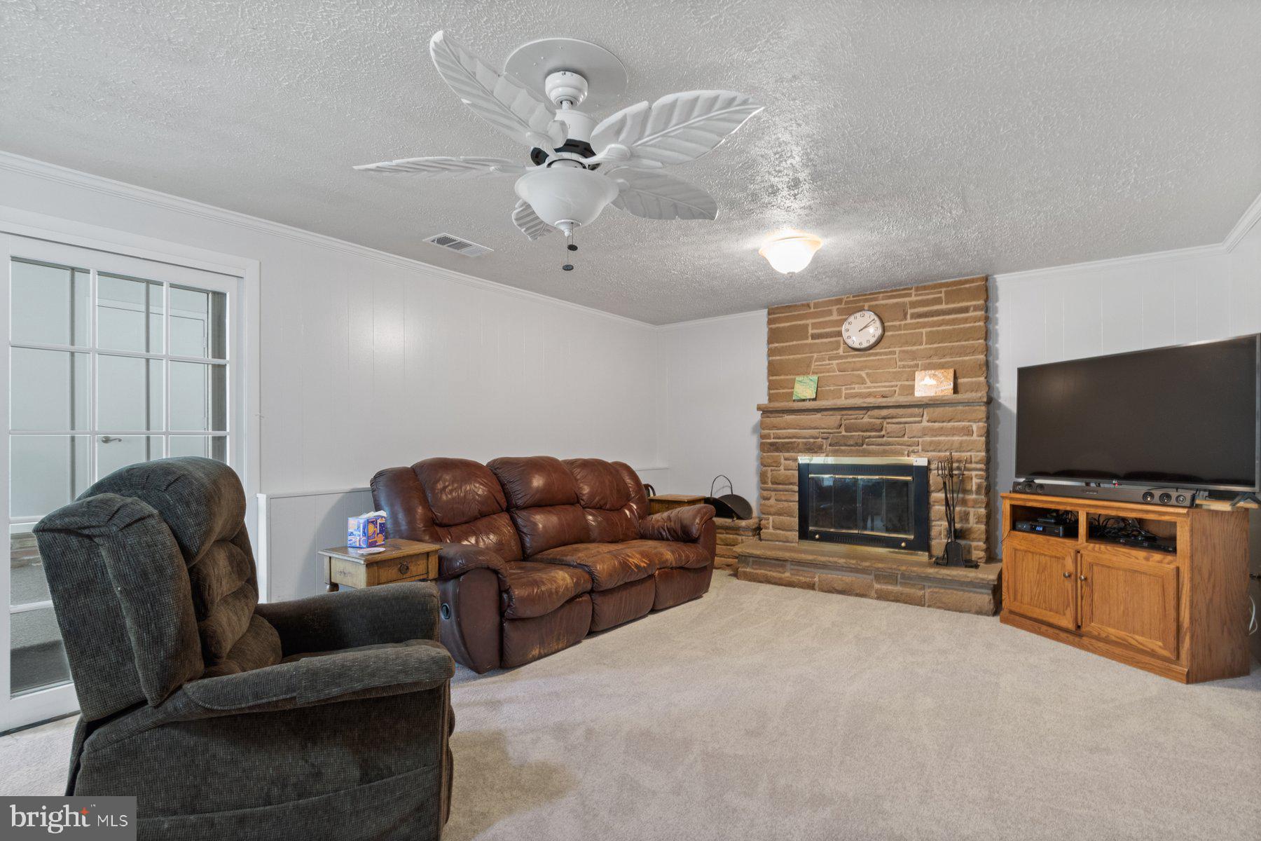 DEVERE ESTATES - Residential