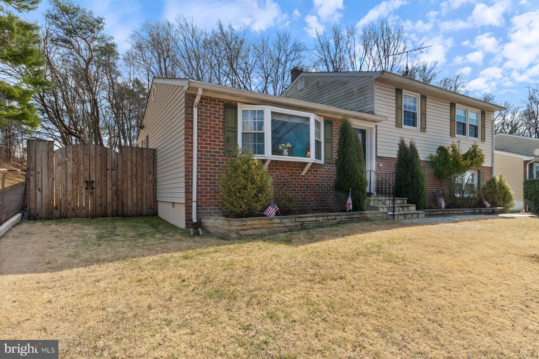 DEVERE ESTATES - Residential