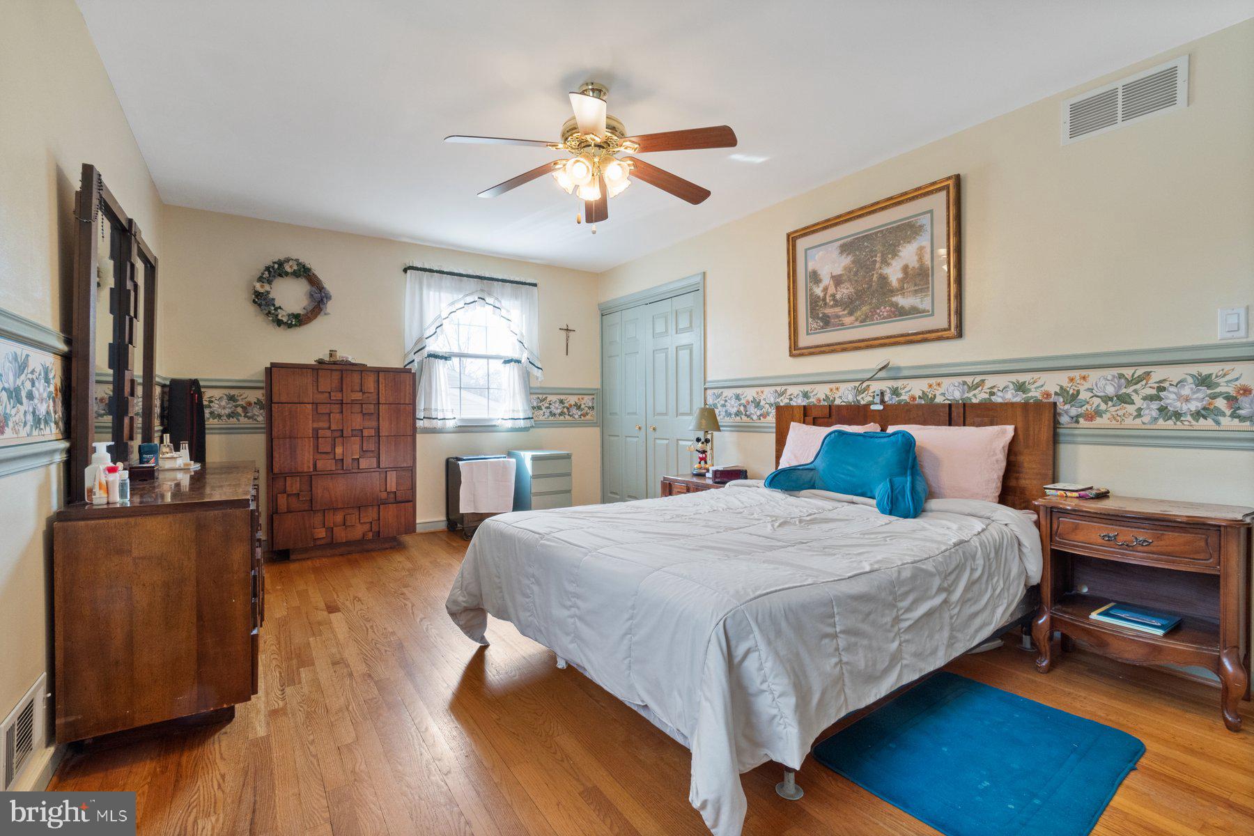 DEVERE ESTATES - Residential